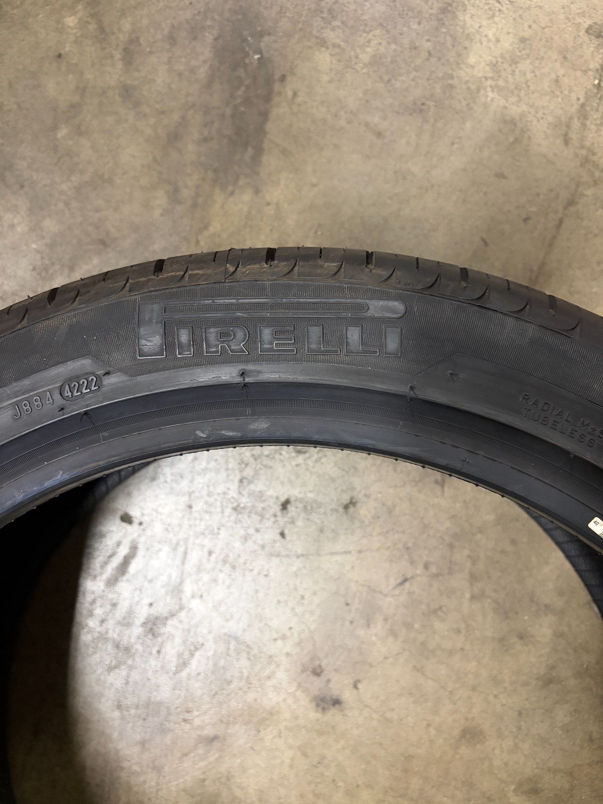 1 Tire Pirelli Scorpion Zero Asimmetrico P235/45/20 100H Summer