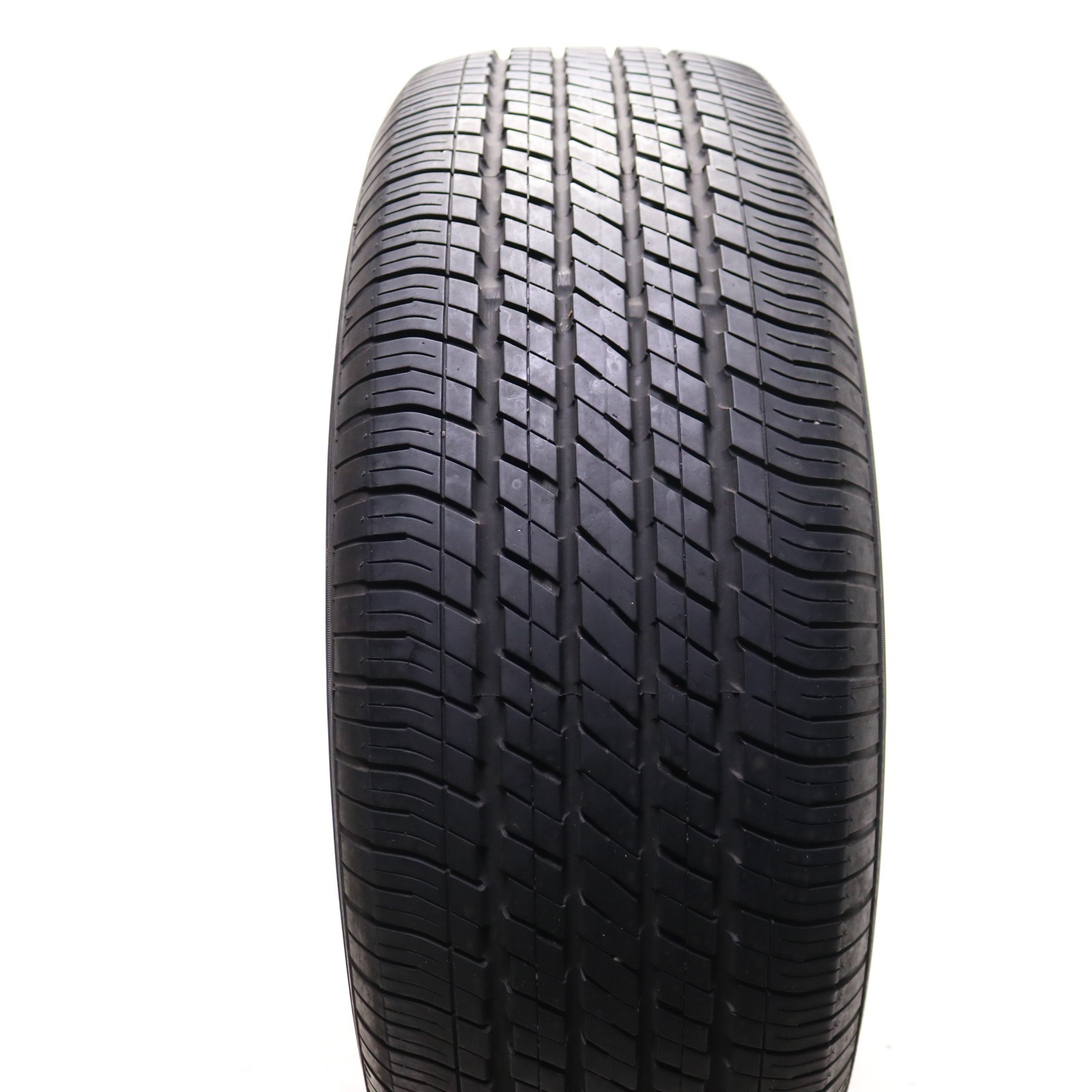 Set of 4 Used 235/65R17 Yokohama Avid S34RV – 104T – 8.5-9.5/32