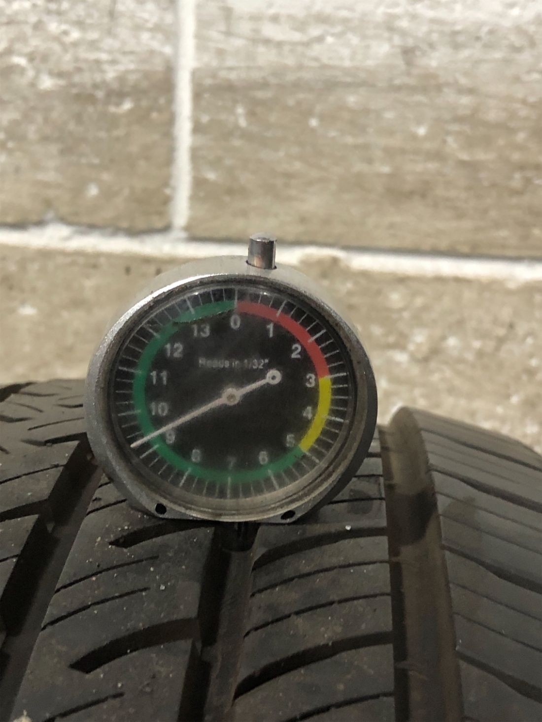 4x P215/45R18 Advanta HPZ-02 ALL SEASON 9/32 93 W Used Tires 2154518