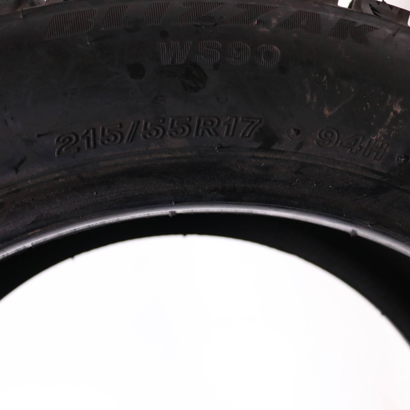 New 215/55R17 Bridgestone Blizzak WS90 Studless – 94H – 11.5/32
