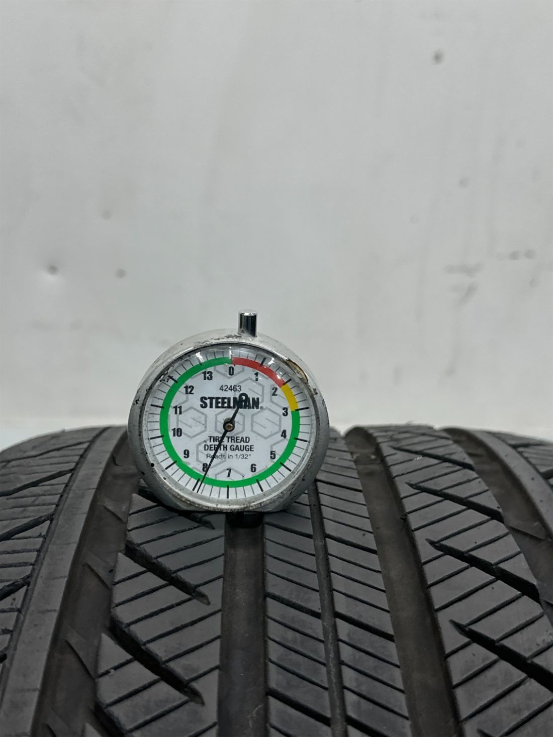 1 Used P235/50R19 Continental ProContact GX SSR Run Flat 99 H – 9/32