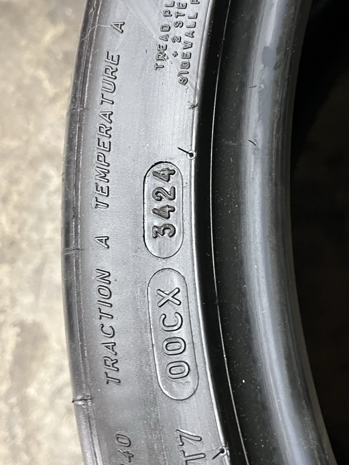 AS-IS Michelin cup 2 tires 275/30ZR20 & 345/25ZR21