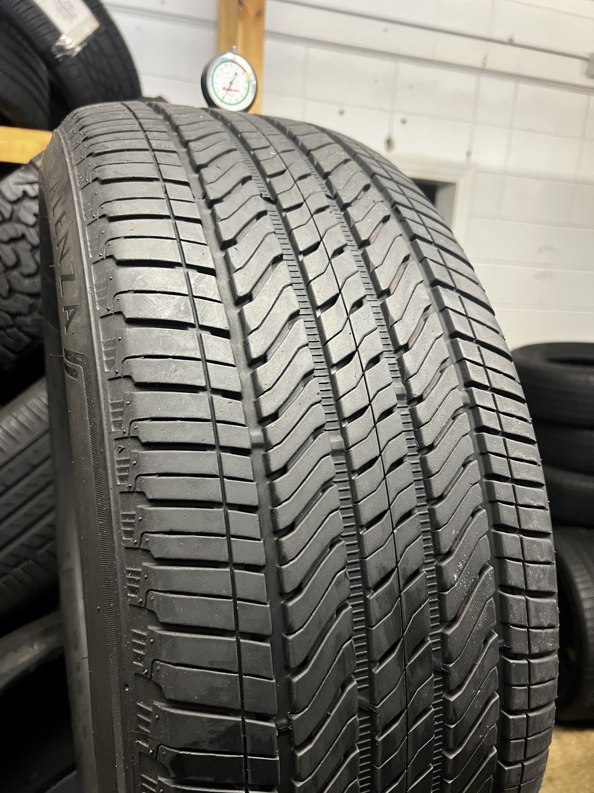 Set Of 2 Tires Bridgestone Alenza A/S 02 275/50R22 111H