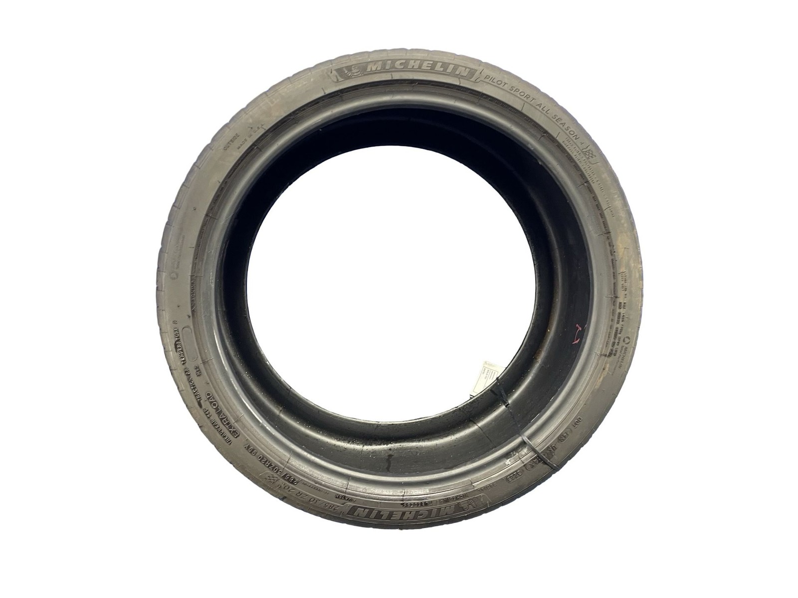 285/30ZR20 99Y MICHELIN PILOT SPORT ALL SEASON 4 6/32NDS DATECODE 3223