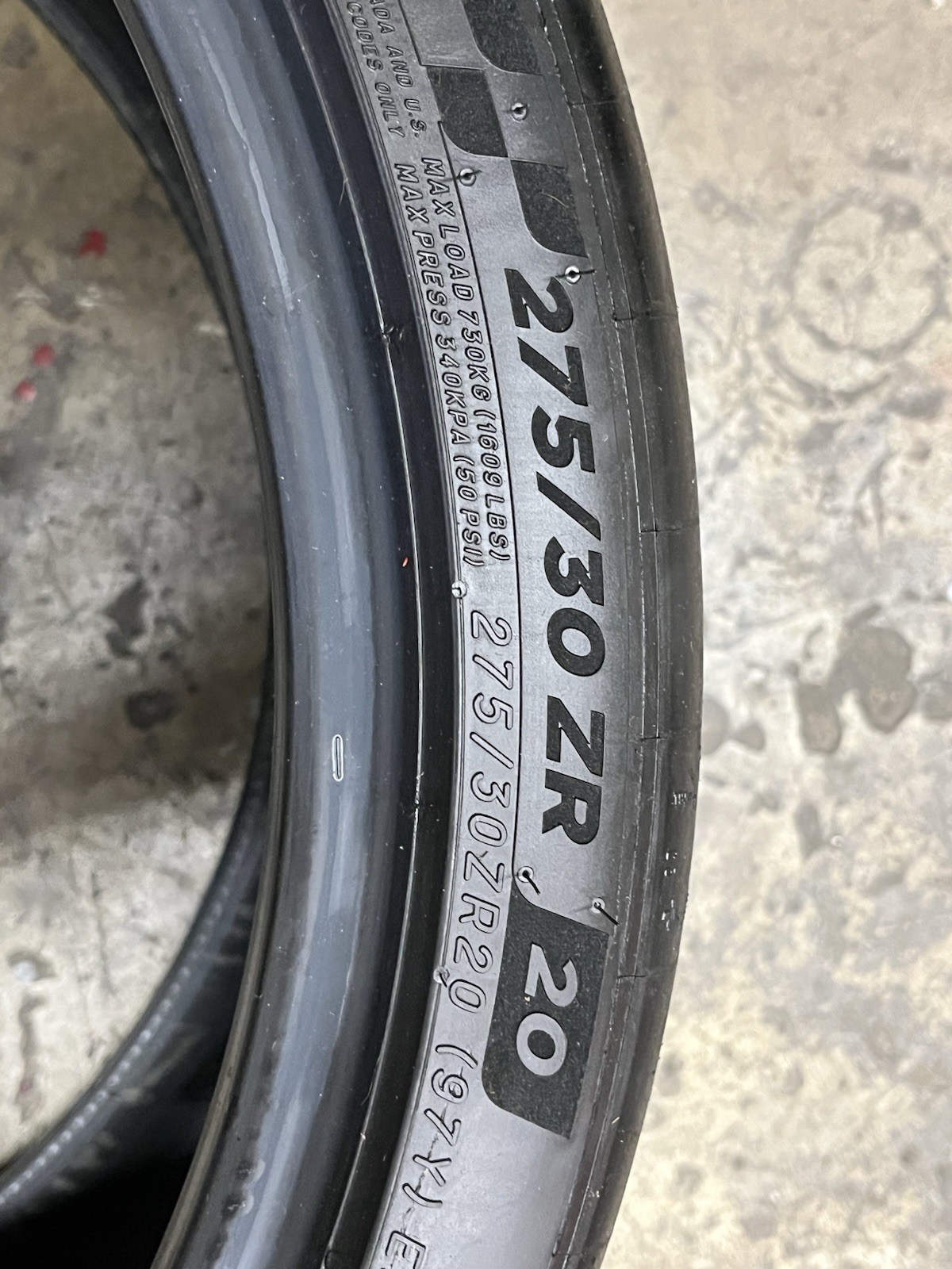 AS-IS Michelin cup 2 tires 275/30ZR20 & 345/25ZR21