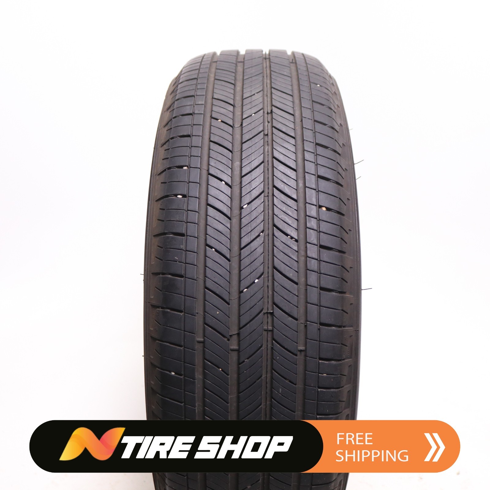 Set of 2 Used 225/65R17 Michelin Primacy A/S – 102H – 7-7.5/32 No Repairs