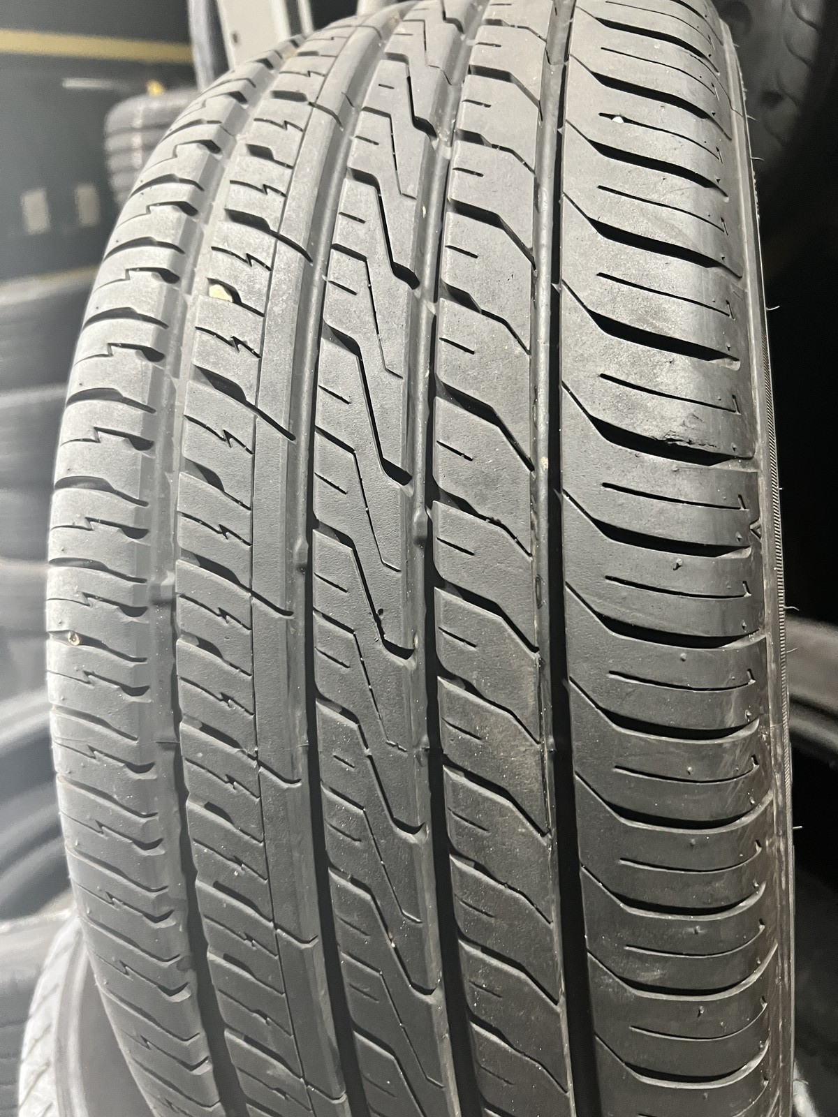 1 Tire Ironman iMove Gen 3 AS 235/55R17 103V DOT.3725 9/32