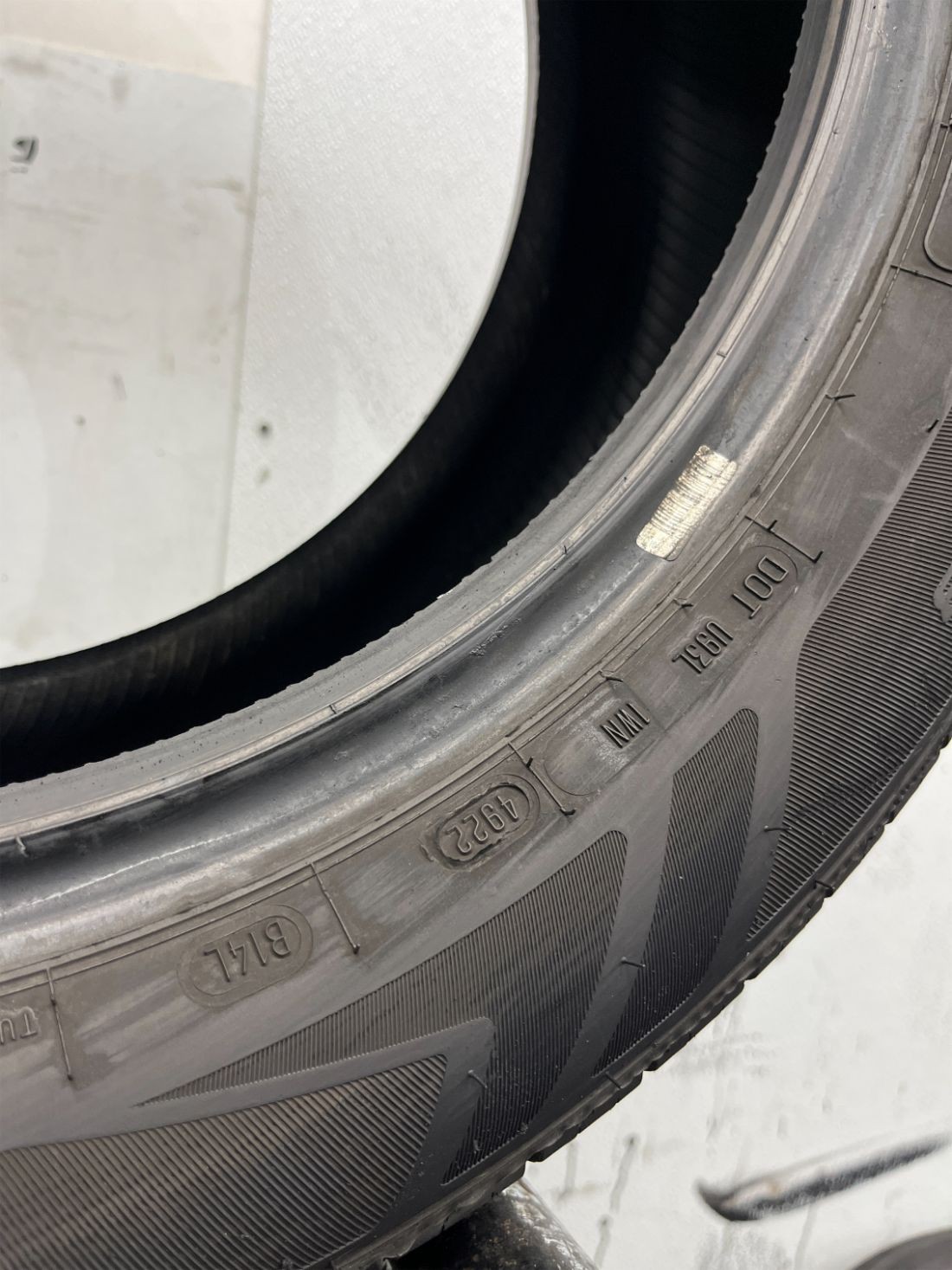 1 Used P235/55R18 Cooper Endeavor Plus 104 V – 9/32