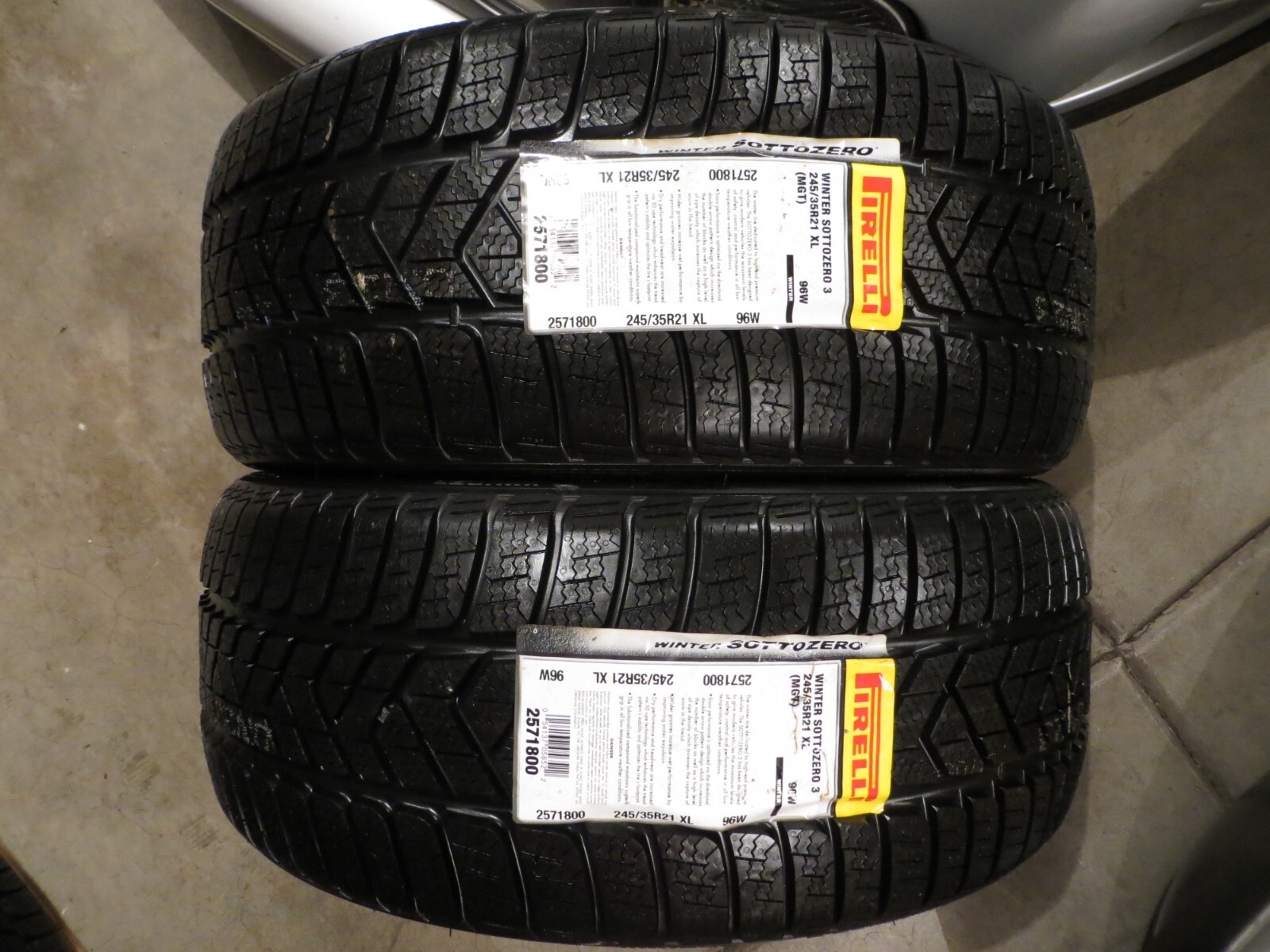NEW 2 TWO PIRELLI WINTER SOTTOZERO 3 2571800 245/35R21 MGT SNOW 245 35 21 3531