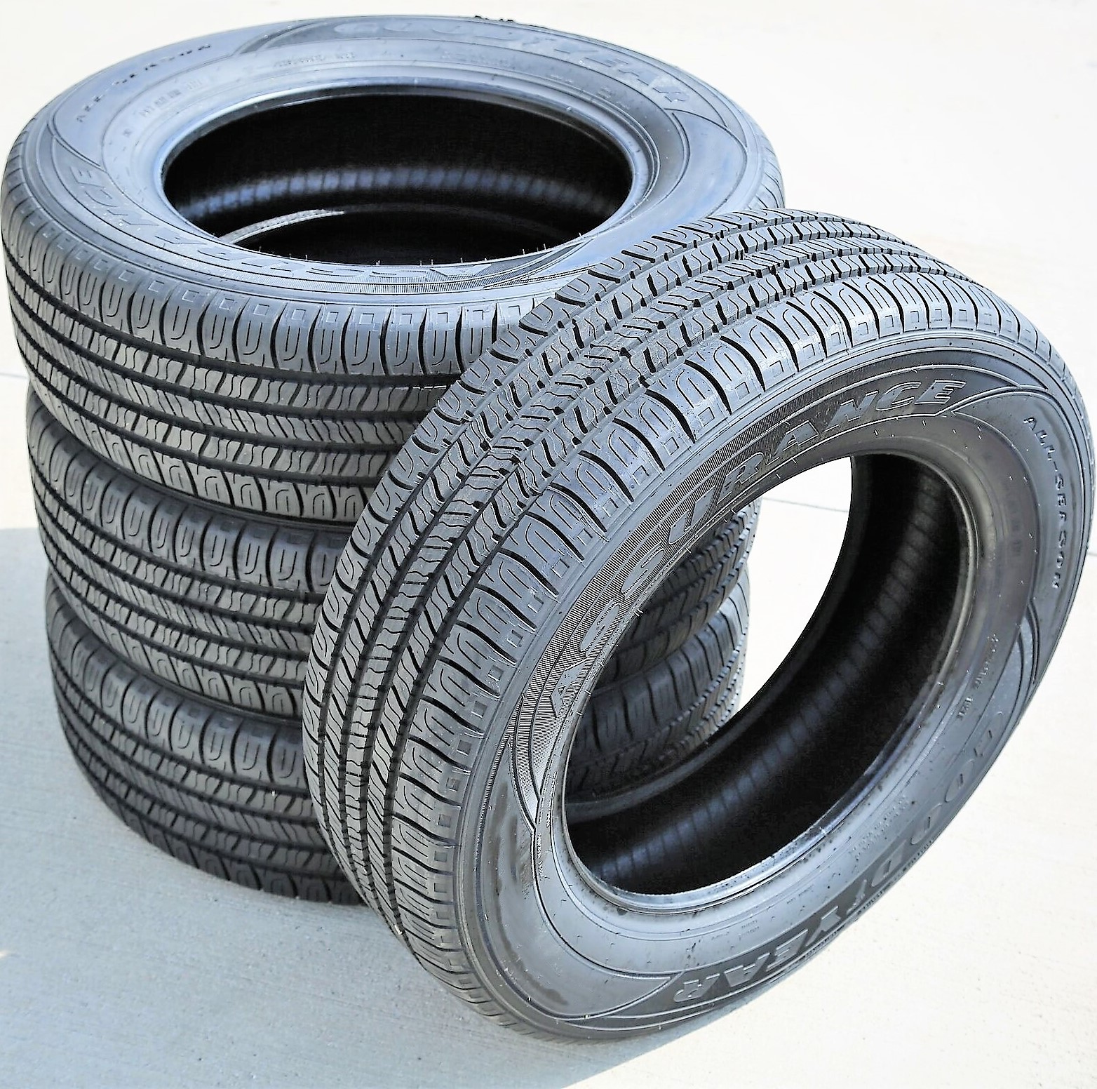 Tire Goodyear Assurance All-Season 235/45R18 94V AS A/S TakeOff