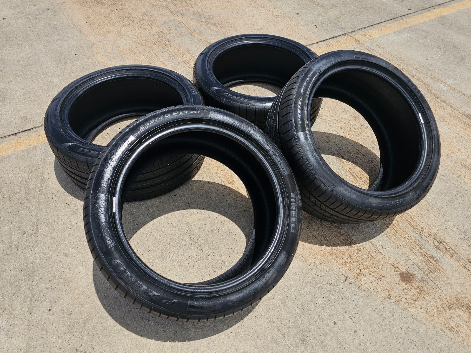 (2) 275/40/22 + (2) 315/35/22 Pirelli P Zero tires 107Y 111Y PNCS BMW X6 X7 XM