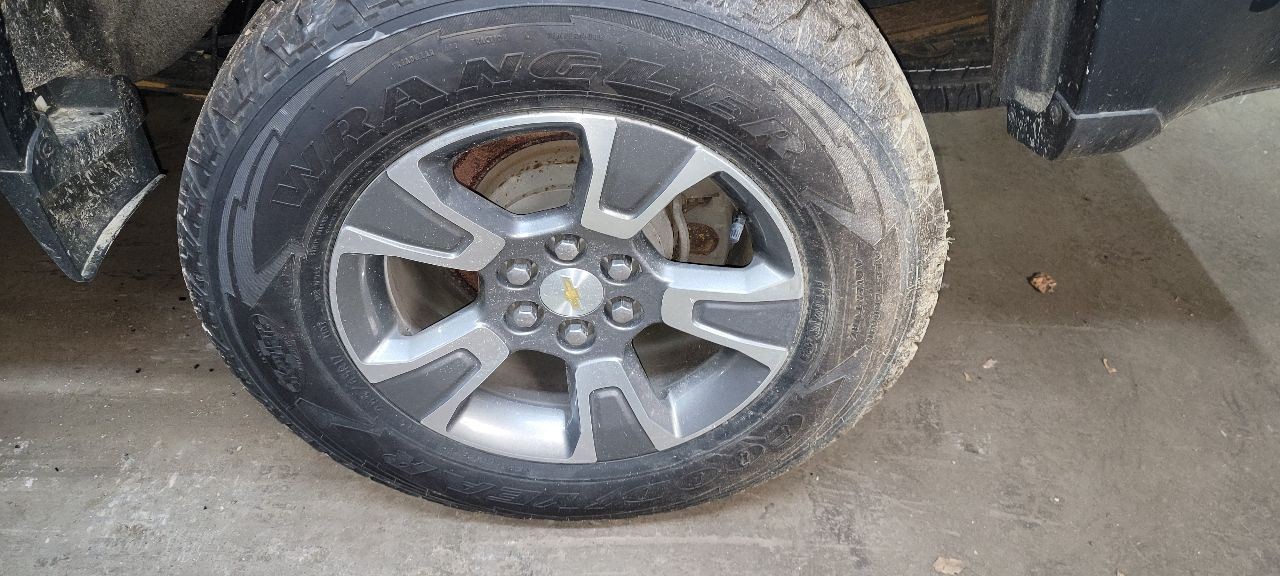 2019 Chevrolet Colorado Tire 255 65R17 110T,Goodyear Wrangler