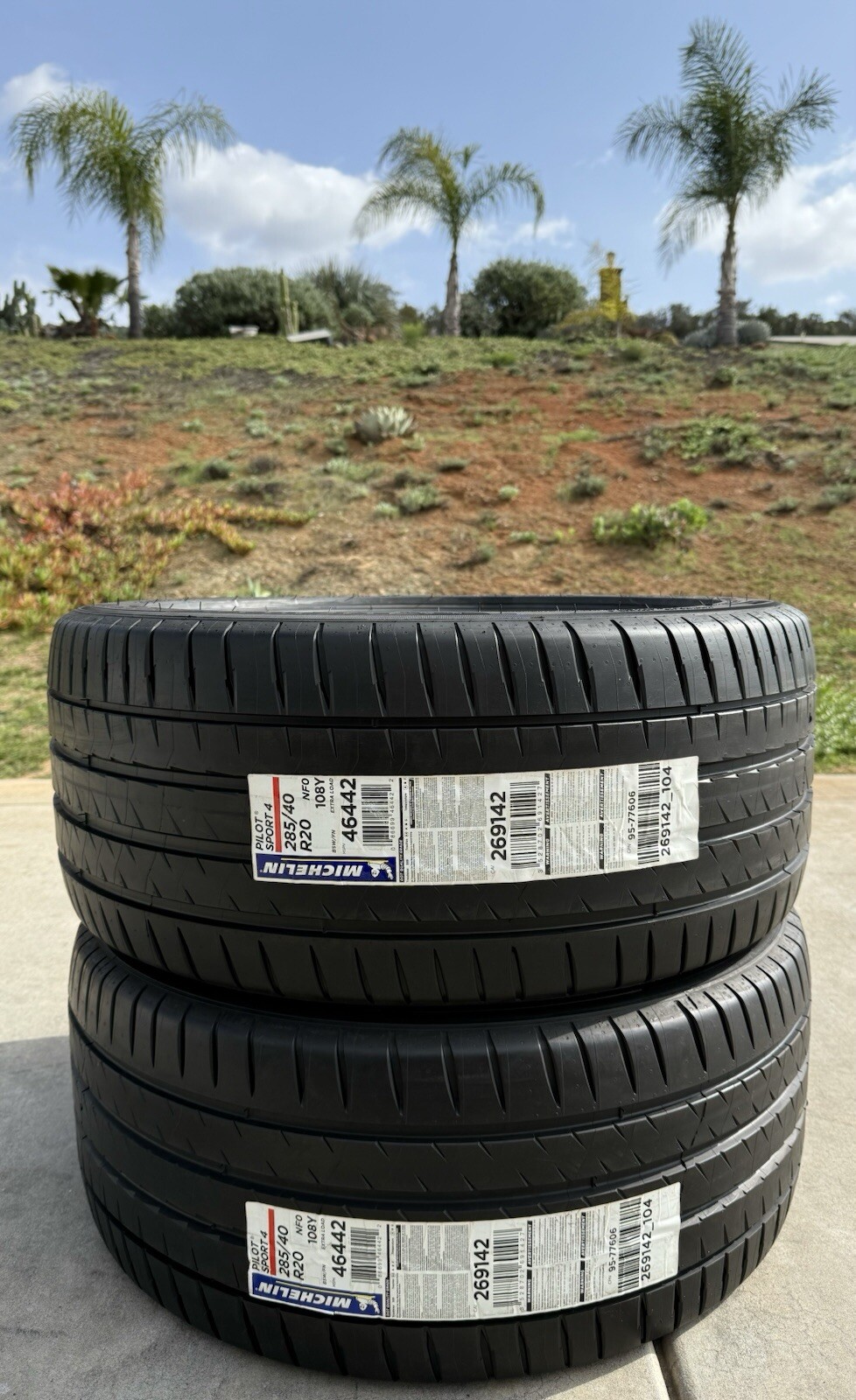 Set of TWO BRAND NEW 285/40R20 108Y Michelin Pilot Sport 4 Tires 2854020