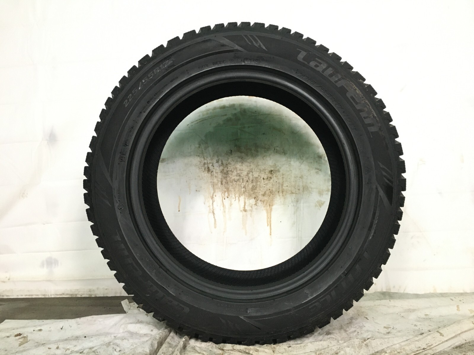 [2] Laufenn I Fit Ice P225/55R17 225 55 17 Tire 10.25-11.0/32