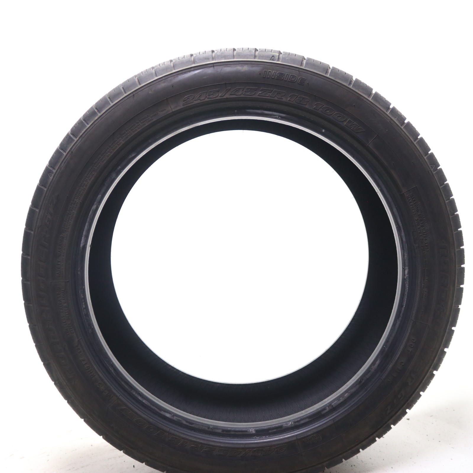Used 245/45ZR18 Road Hugger GTZ – 100W – 7/32