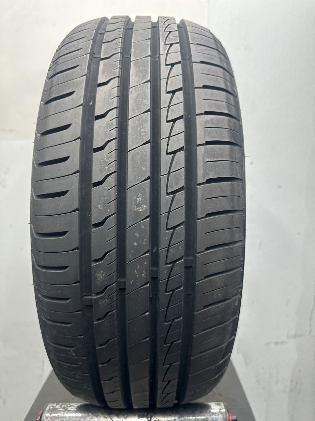 1 Used P225/50R18 Ironman IMove Gen 2 AS 95 W – 10/32