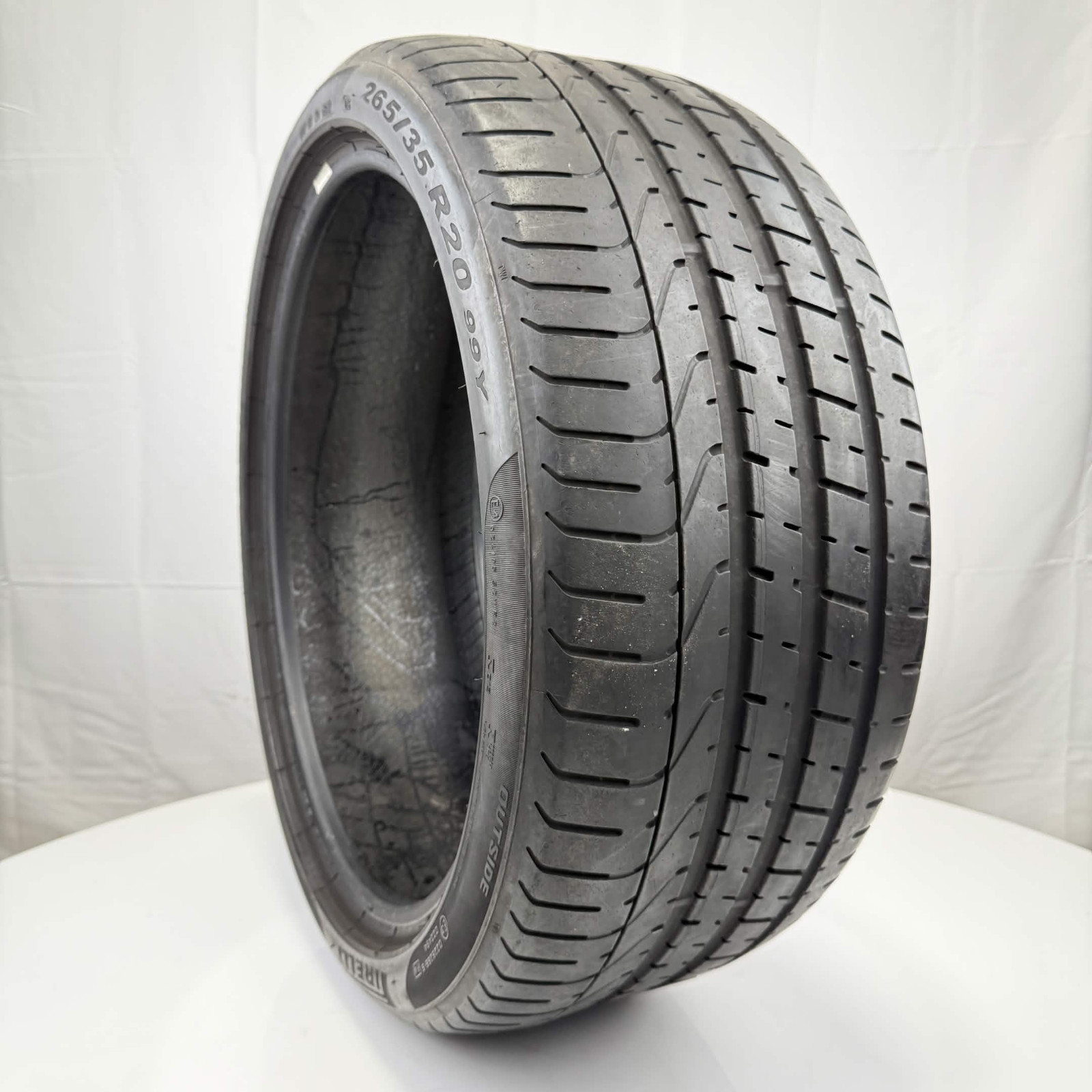 Used 265/35R20 Pirelli P Zero AO 99Y 6.5/32 (DOT 16)
