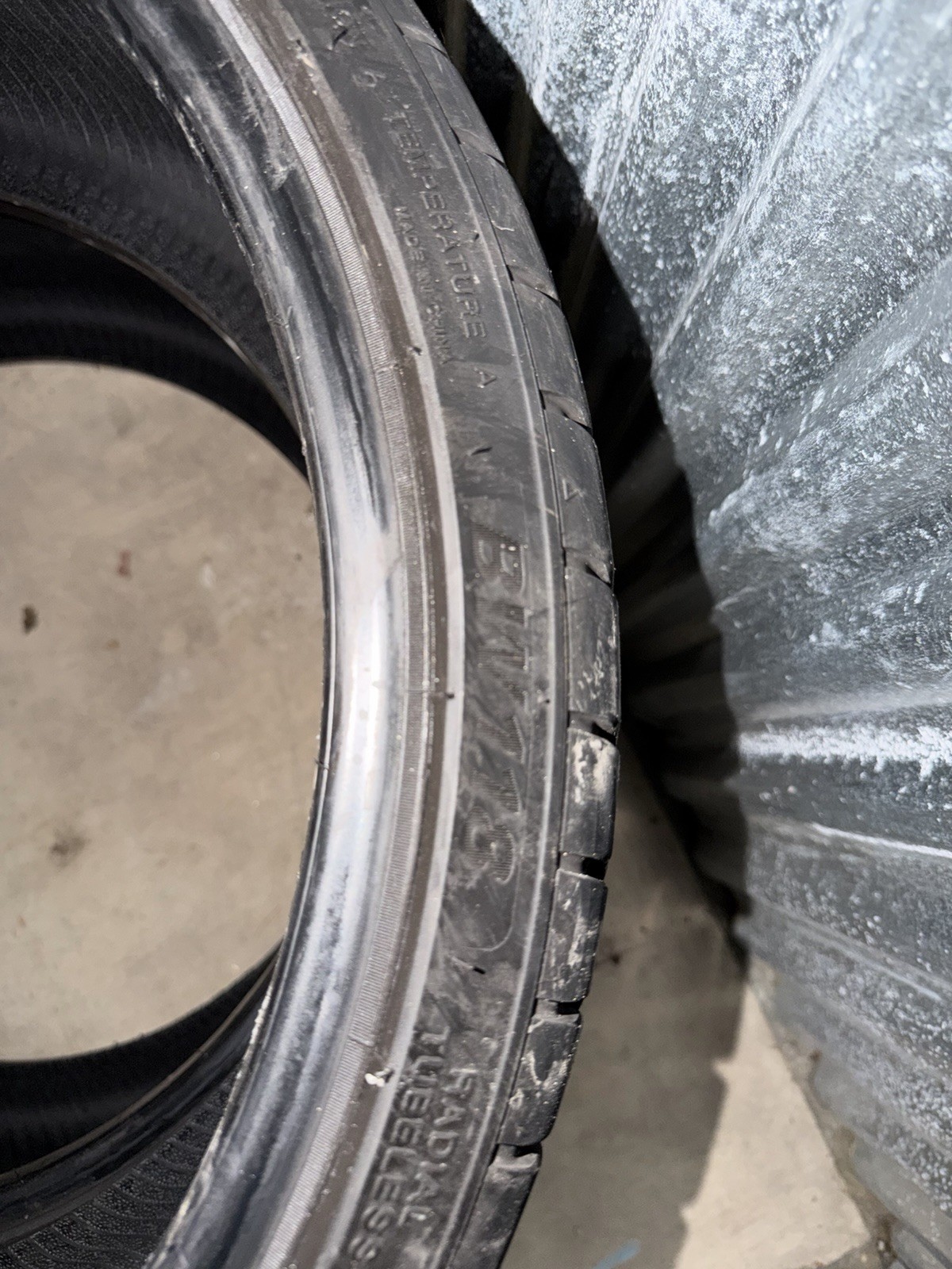BEARWAY BW118 265/30R20 Performance All Season Tires Set of 2 Used
