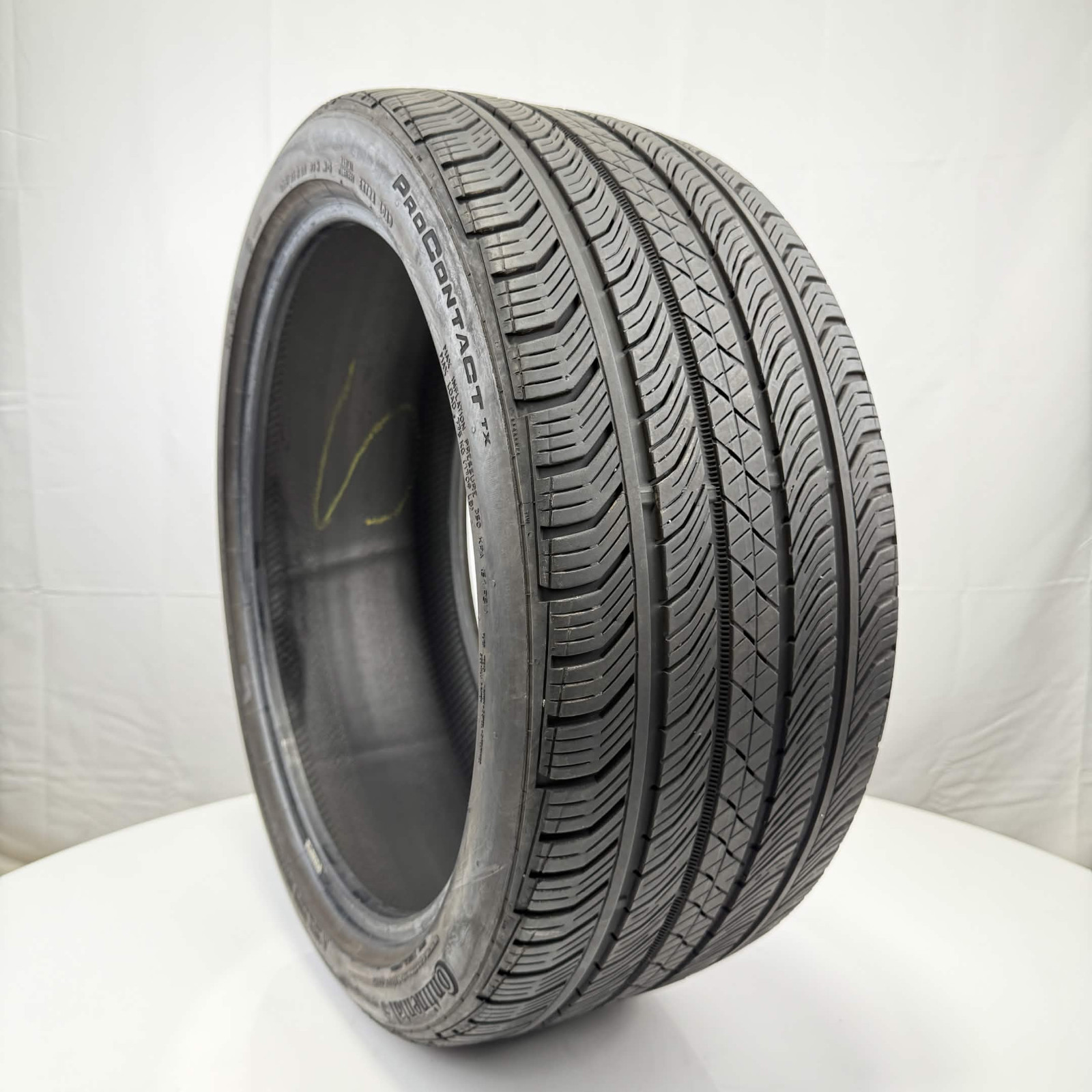 Used 265/35R20 Continental ProContact TX AO 99H 7.5/32 (DOT 21)