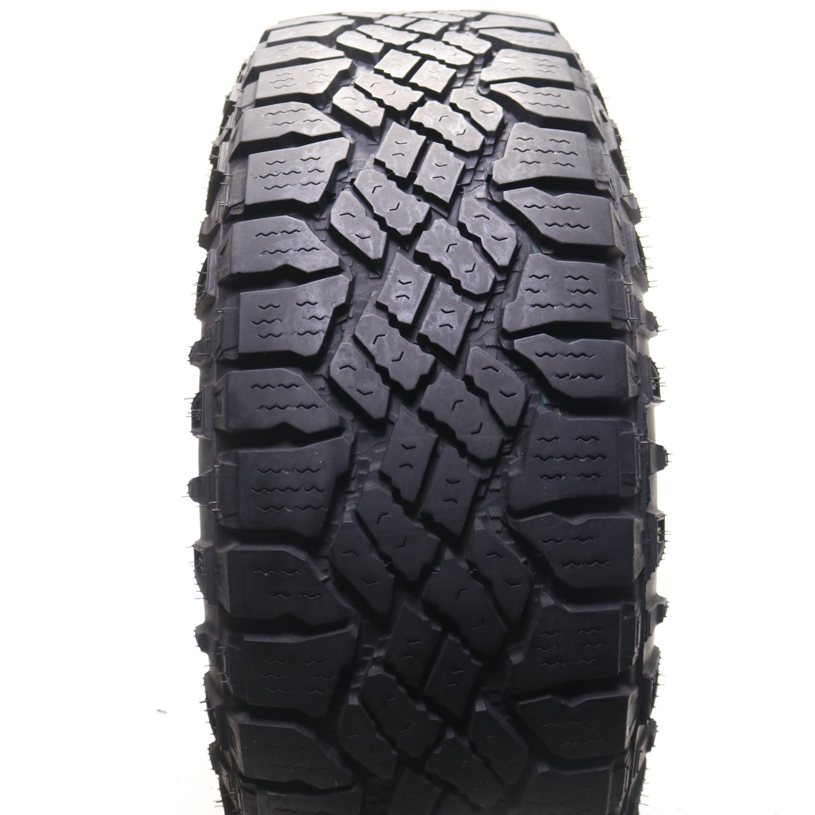 Set of 2 Used 265/65R17 Goodyear Wrangler Duratrac – 112S 9.5-10.5/32 No Repairs