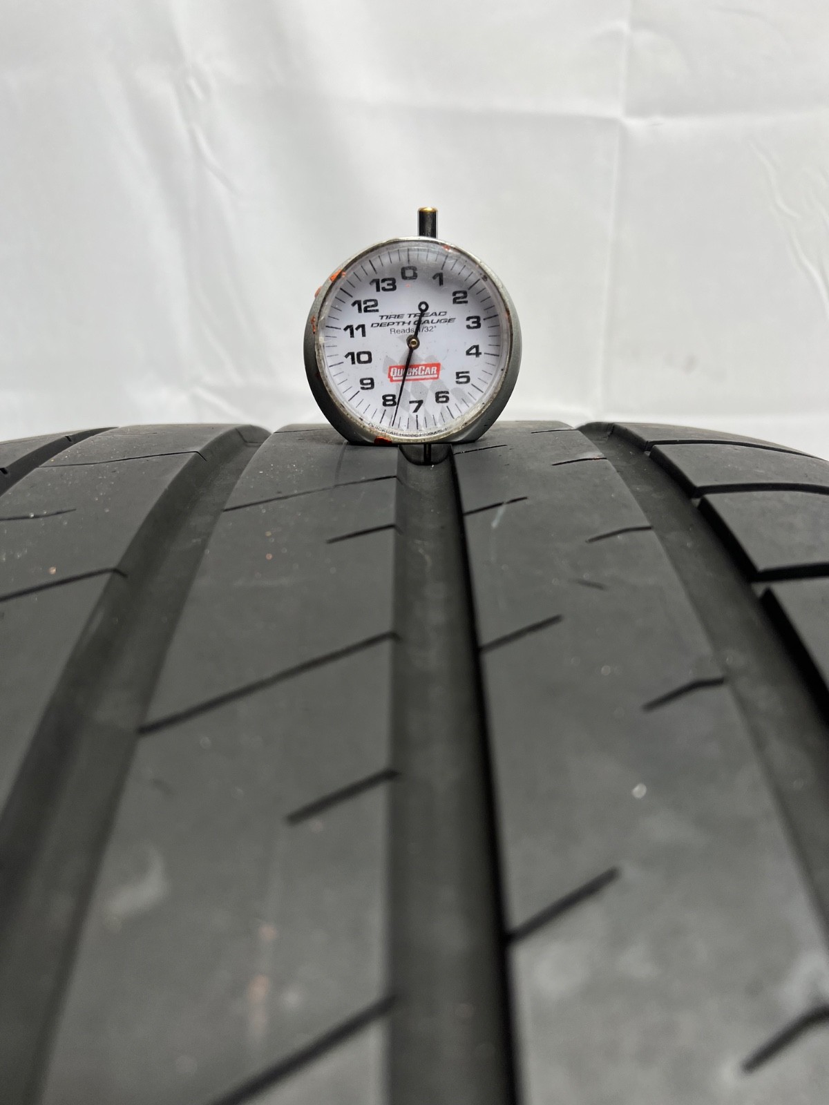 1 – NICE 285/35ZR20 (100Y) Bridgestone Potenza Sport – 7049