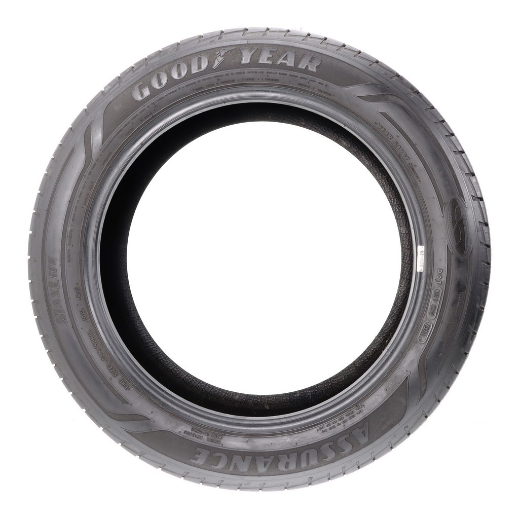 Set of (4) Used 235/55R19 Goodyear Assurance MaxLife 101V – 9.5-11/32 (19L7C)