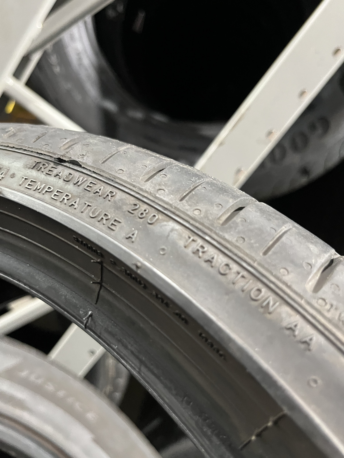 1 Pirelli P Zero PZ4 Run Flat ★ BMW 205/40R18 86W DOT.2423 5.75/32 NO Patch
