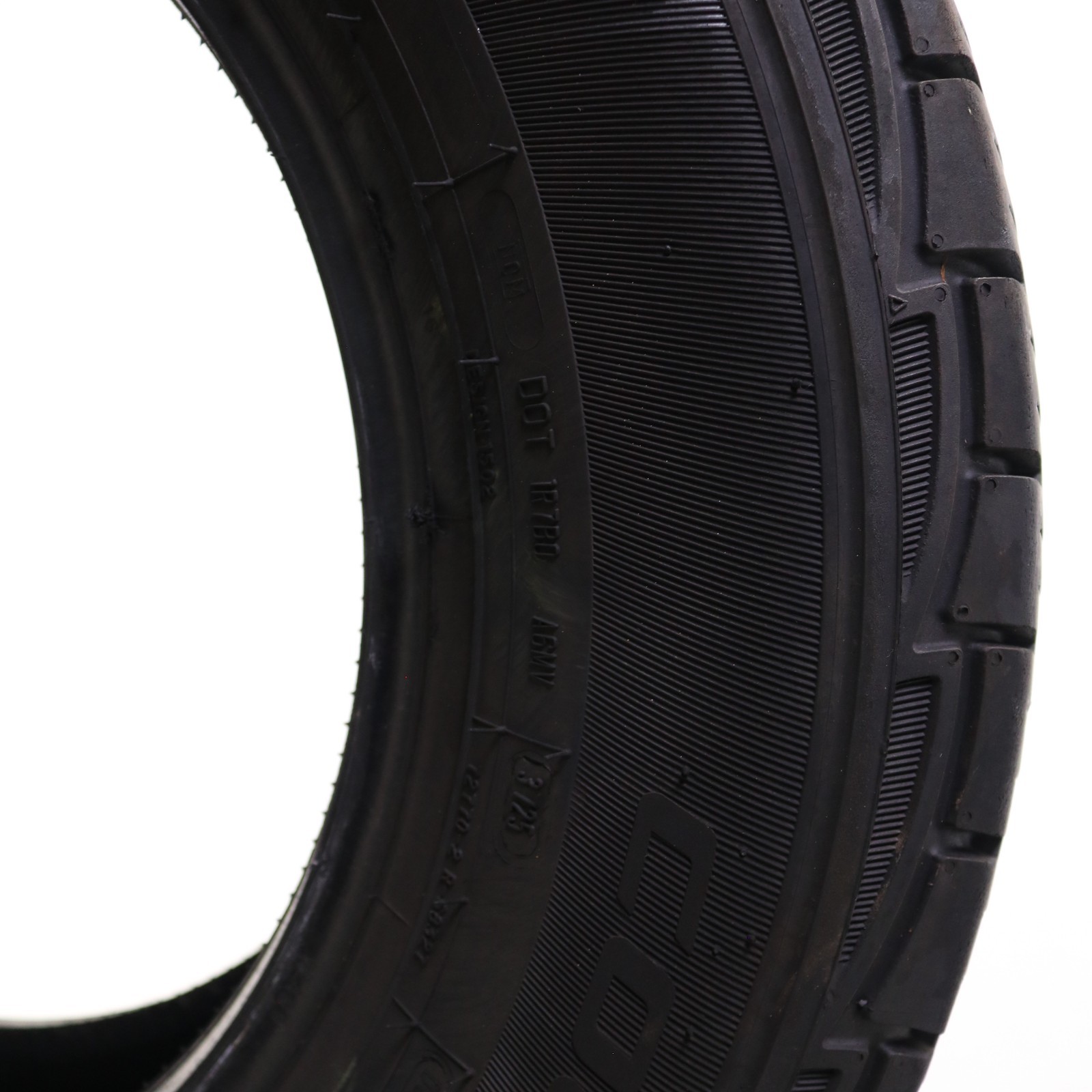 Used 235/65R16C Cooper Adventurer H/T – 121/119R – 13/32
