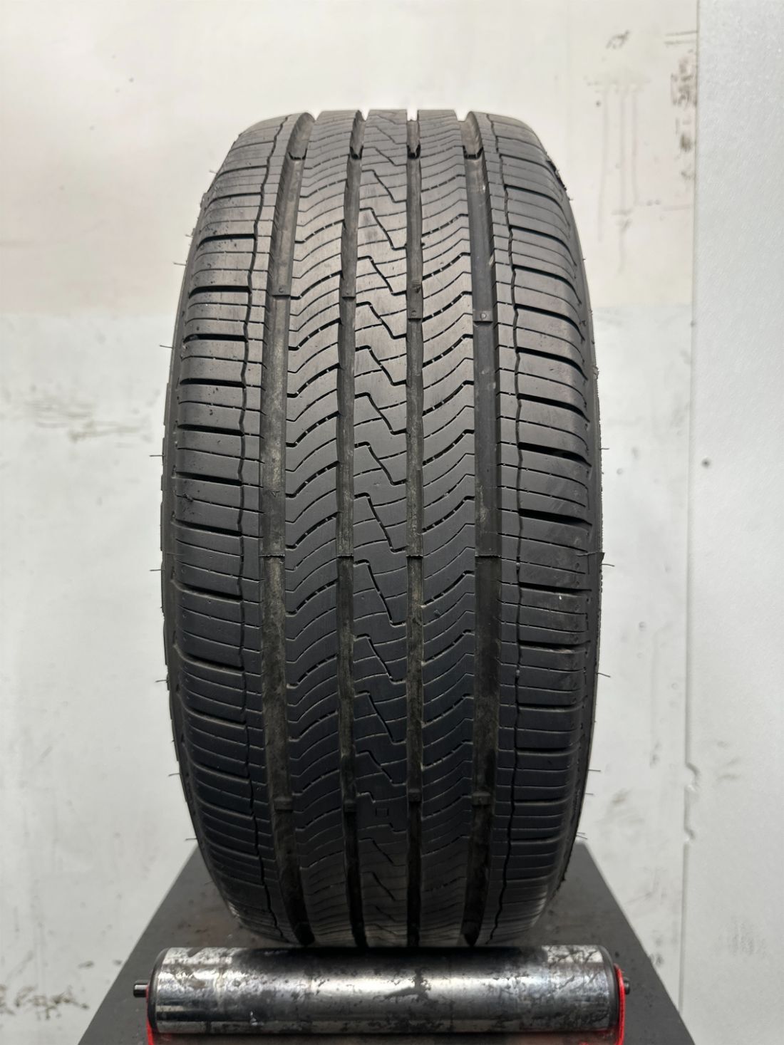 Used P205/50R17 Cooper Endeavor 93 V – 10/32