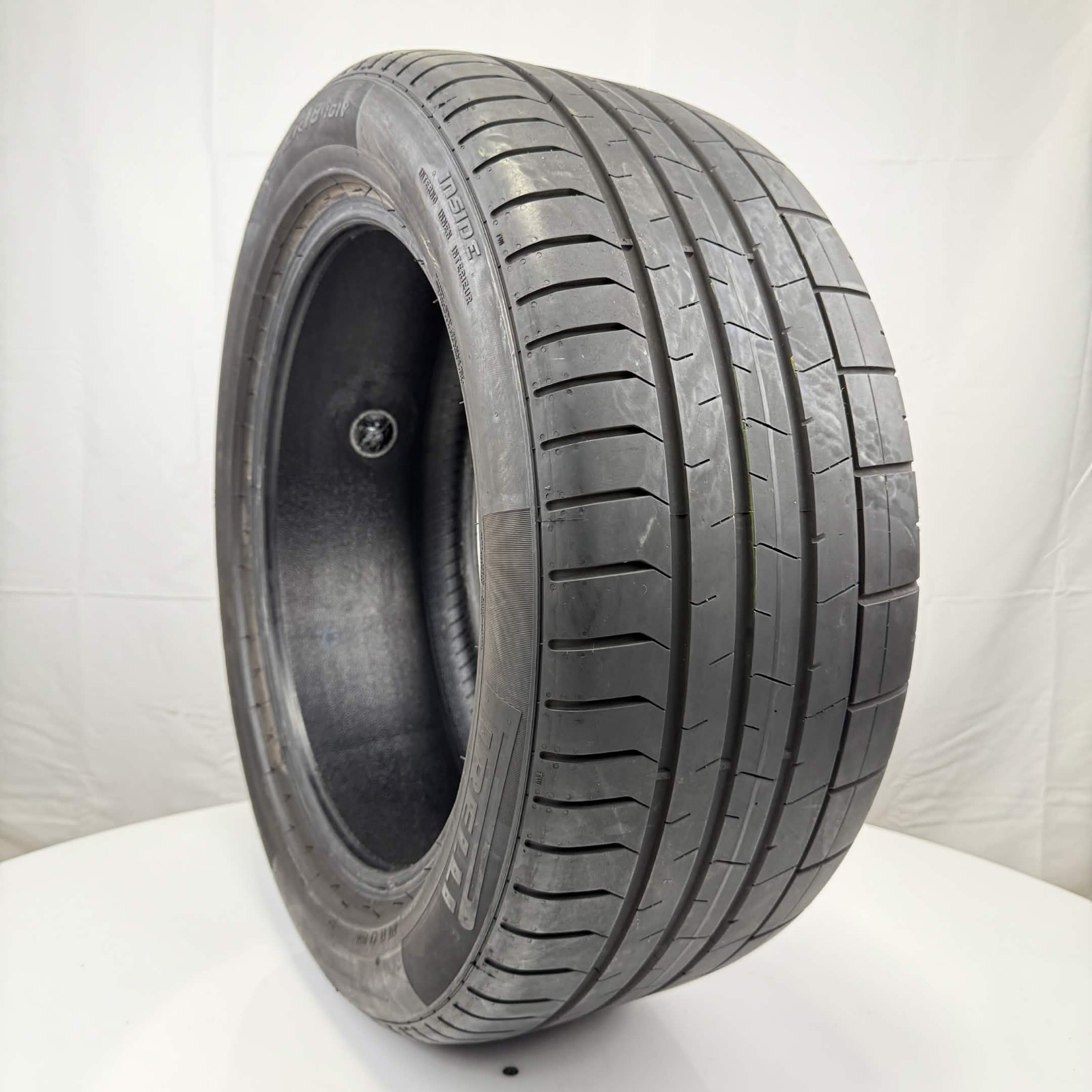 Used 265/45ZR18 Pirelli P Zero PZ4 N1 101Y 7.5/32 (DOT 23)