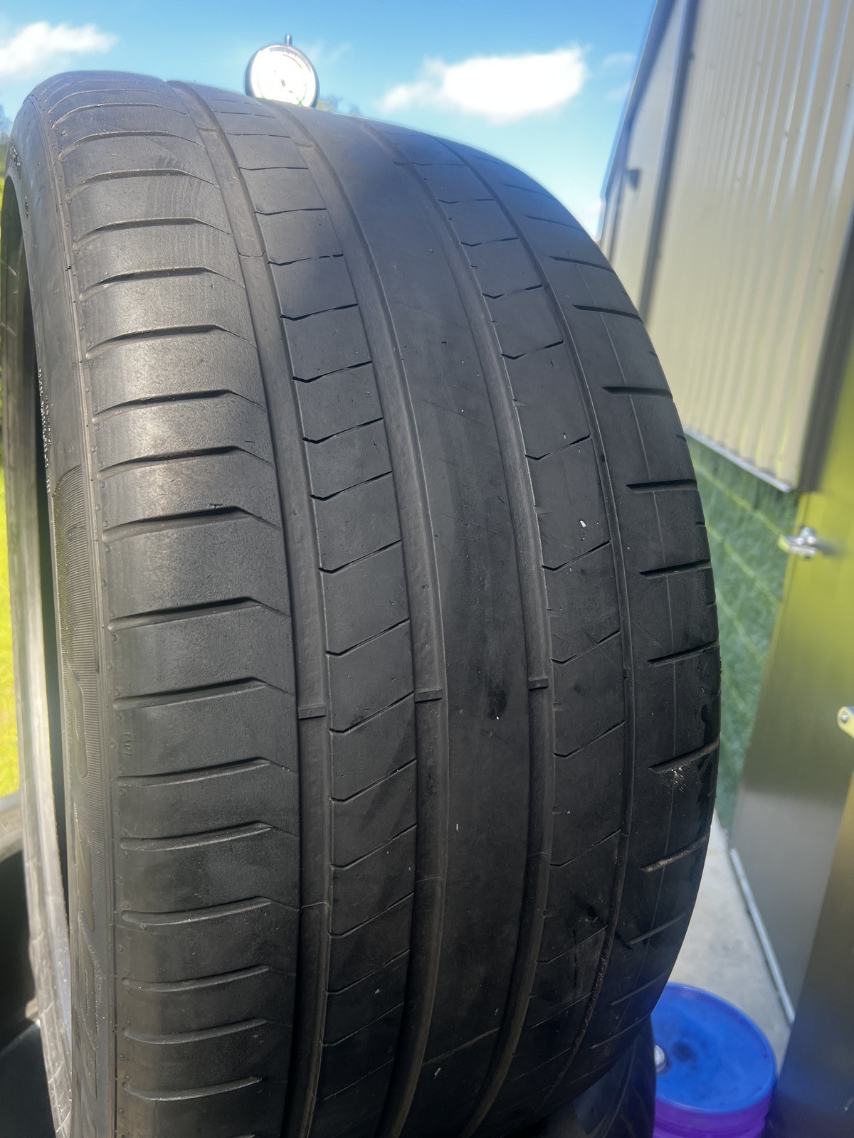 1 Pirelli P Zero PZ4 Lamborghini Urus 325/30ZR23 109Y DOT.1323 5/32 No Patch