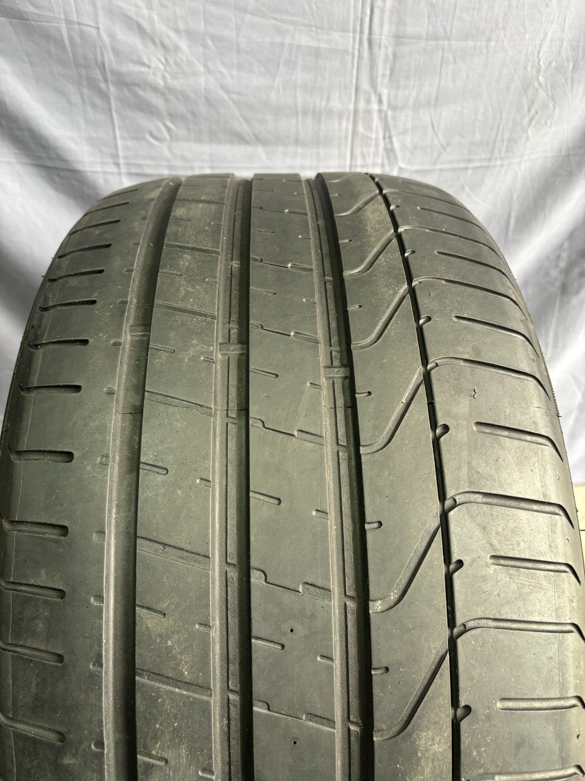 295/35ZR20 1(One) Pirelli P Zero N1 105Y – 8/32″ 2953520 High Tread