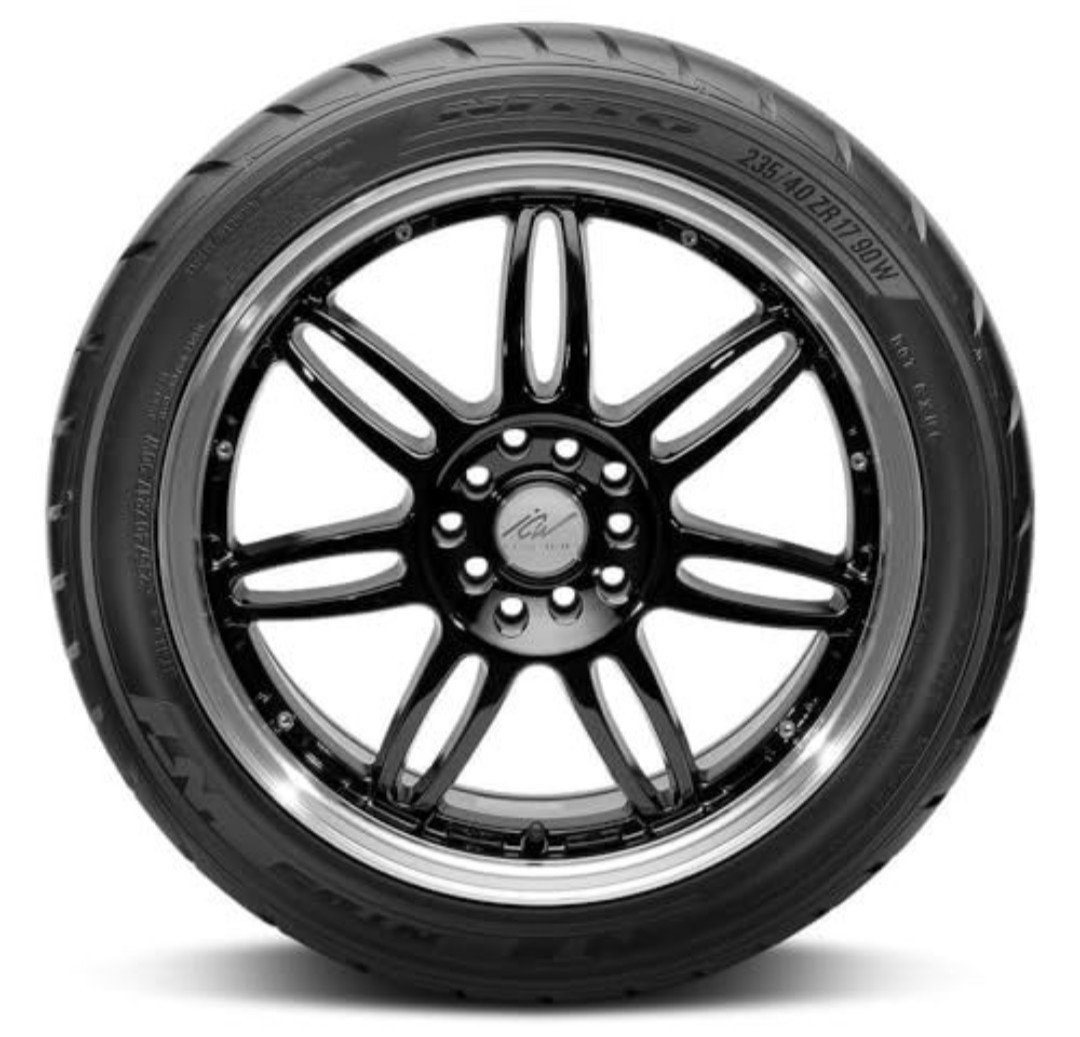 Nitto NT05 High Performance Tire – 275/35R18 99Z