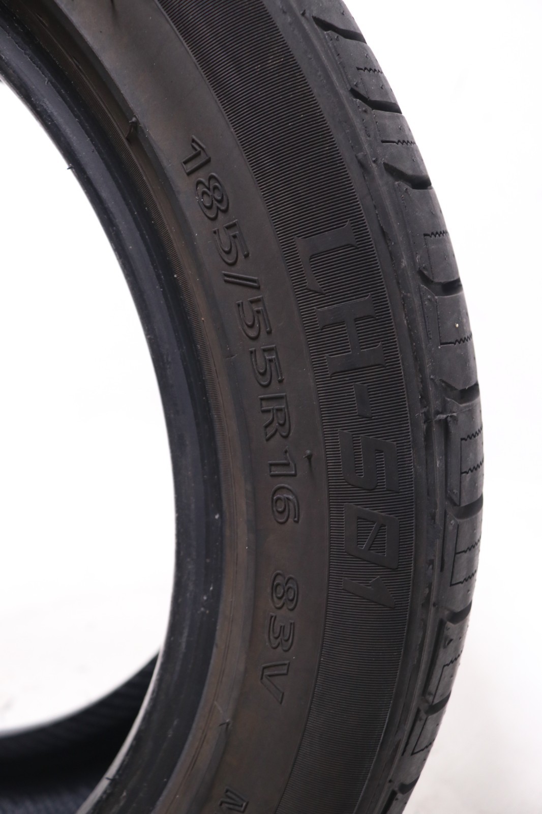 Used 185/55R16 Lion Hart LH-501 – 83V – 8.5/32 No Repairs