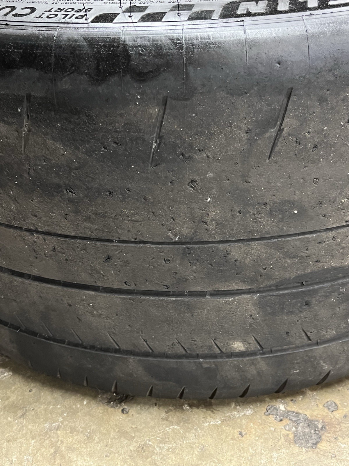 AS-IS Michelin cup 2 tires 275/30ZR20 & 345/25ZR21
