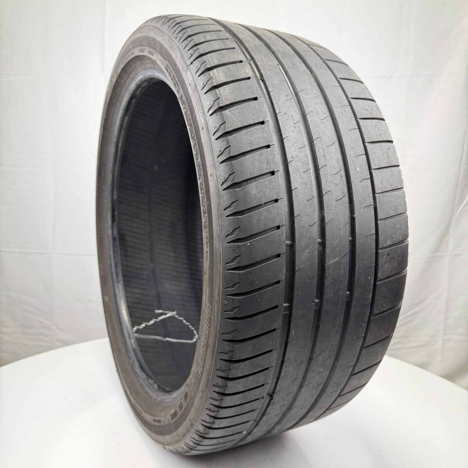 Used 295/35R21 Bridgestone Potenza Sport MGT 107Y 7/32 (DOT 22)