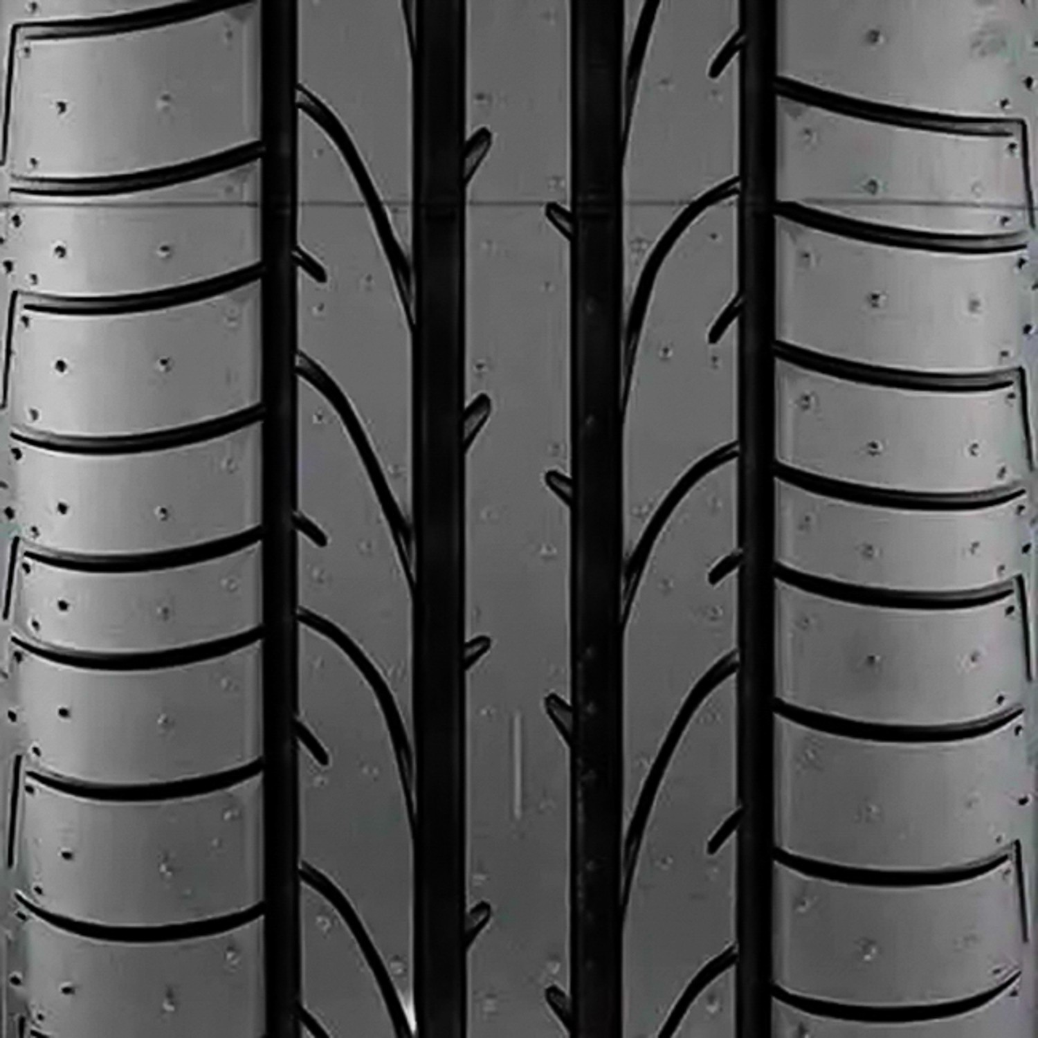 Tire Bridgestone Potenza RE050 RFT 255/30R19 91Y XL High Performance