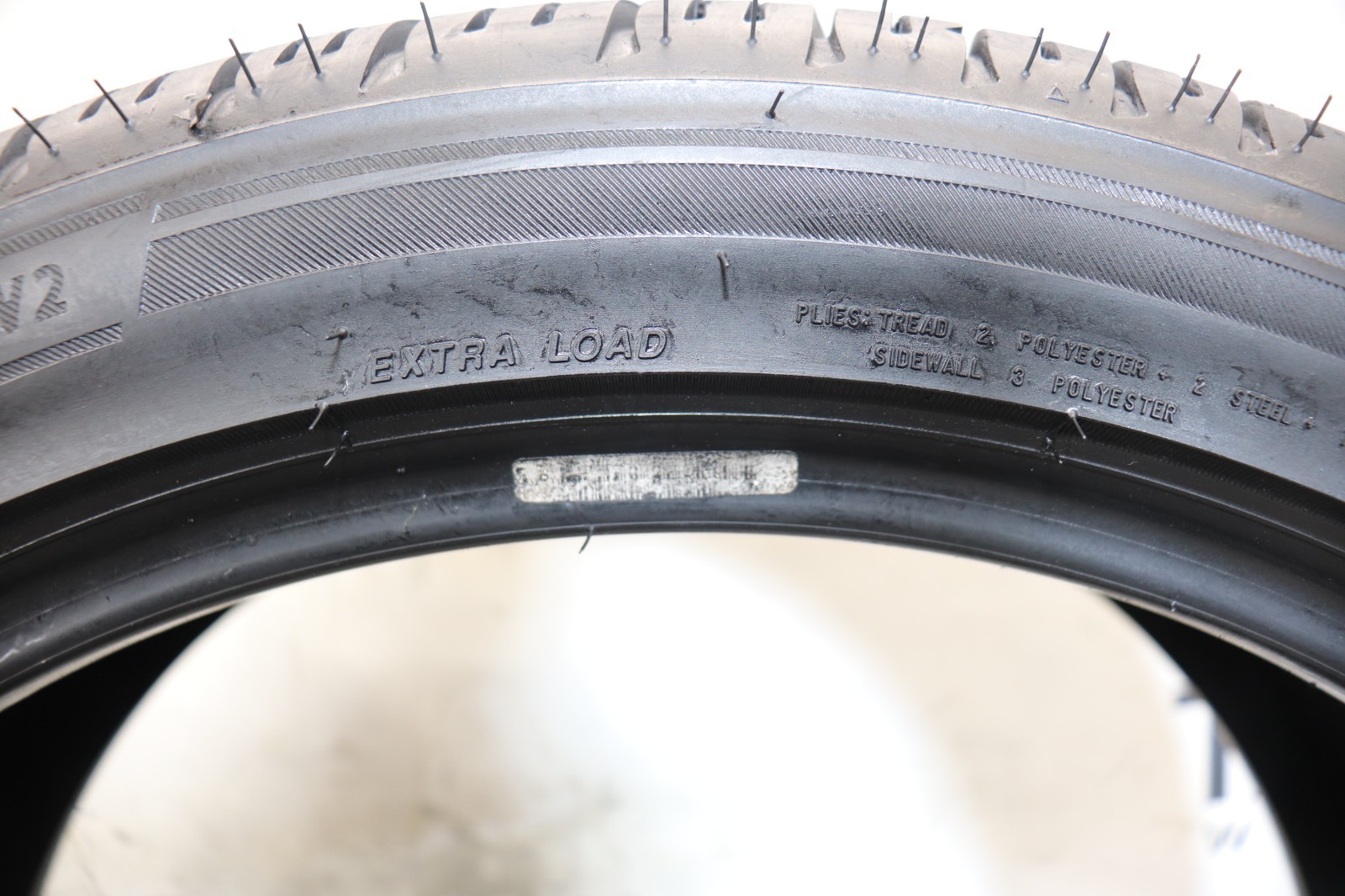 Used 245/45R19 Firestone Firehawk AS V2 98W – 8.5/32