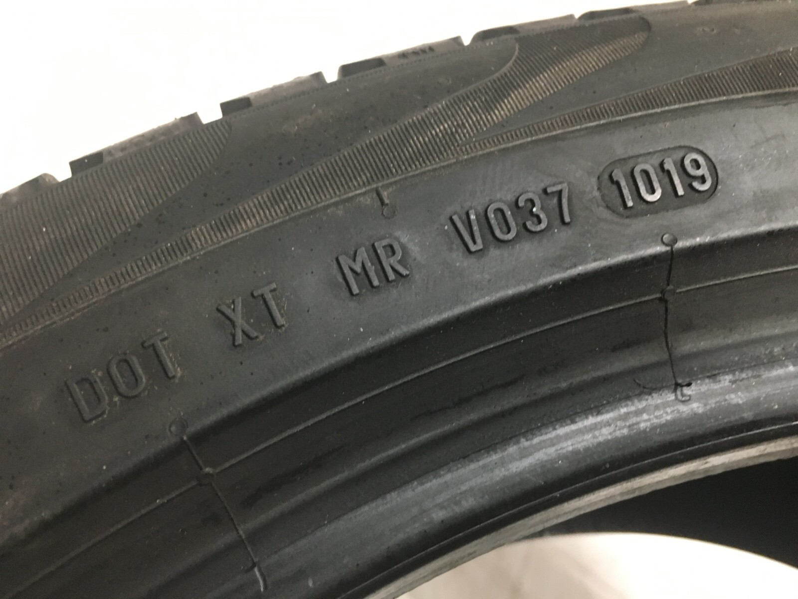 [1] Pirelli Scorpion Verde All Season P315/35R21 315 35 21 Tire 6.5-7.5/32