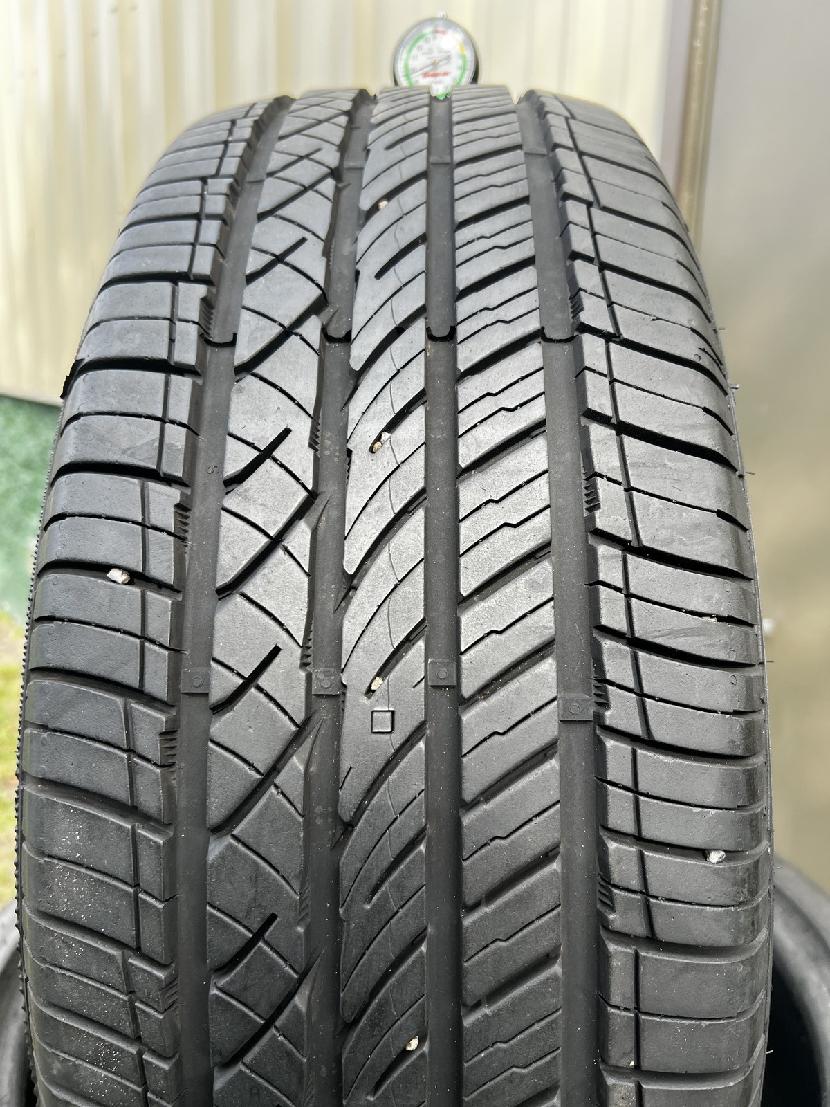1 Tire Cooper ProControl 235/60R18 107V DOT.0124 9.75/32 NO Patch