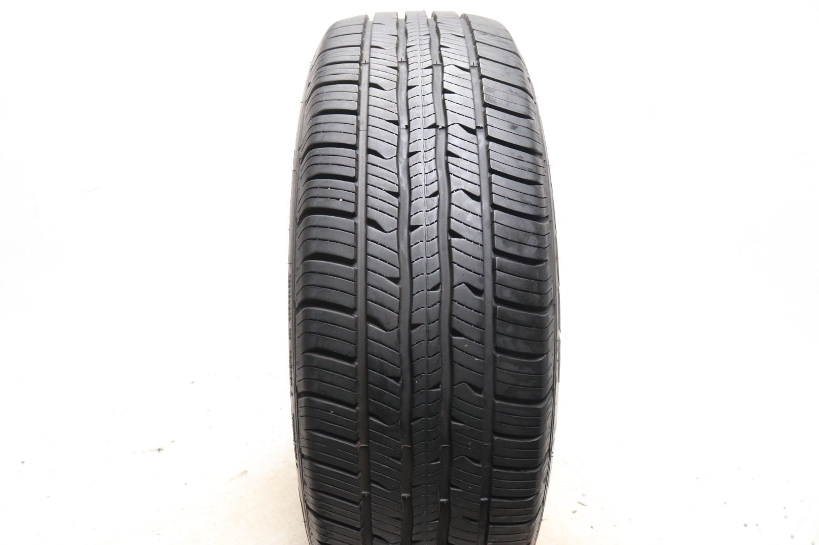 Set of 4 Used 235/65R17 BFGoodrich Advantage Control – 104H – 9.5-10.5/32