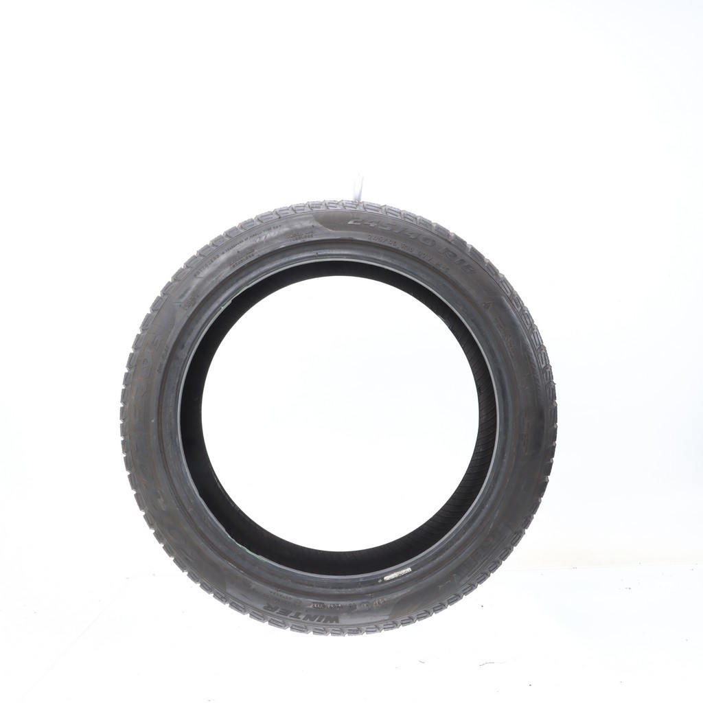 Used 245/40R18 Pirelli Winter Sottozero 3 Run Flat 97V – 8/32