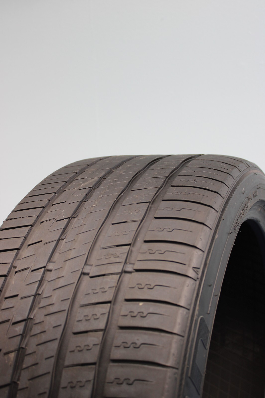 1 Used Falken Azenis FK460 A/S 265/35ZR19 265/35/19 2653519 98Y