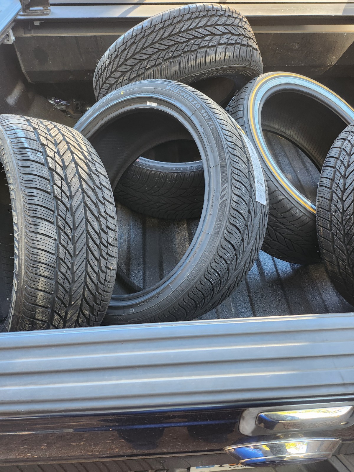Vogue Custom Built Radial VIII 235/55R17 Tire