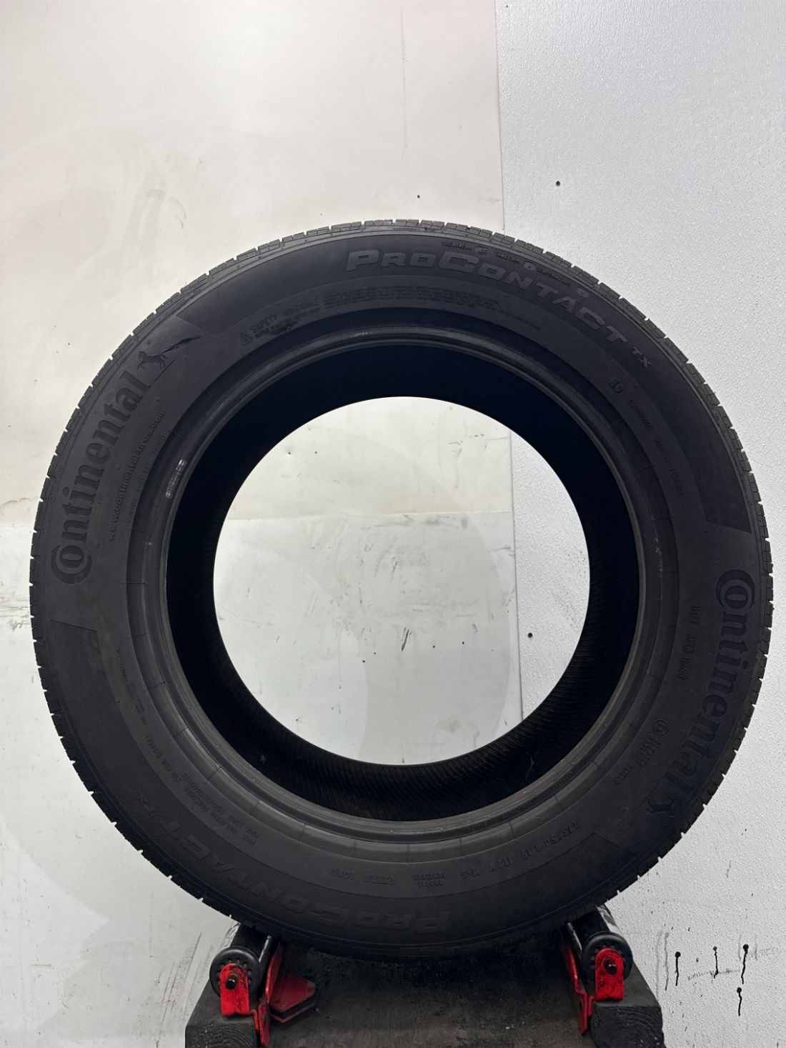 1 Used P275/50R19 Continental ProContact TX 112 V – 8/32