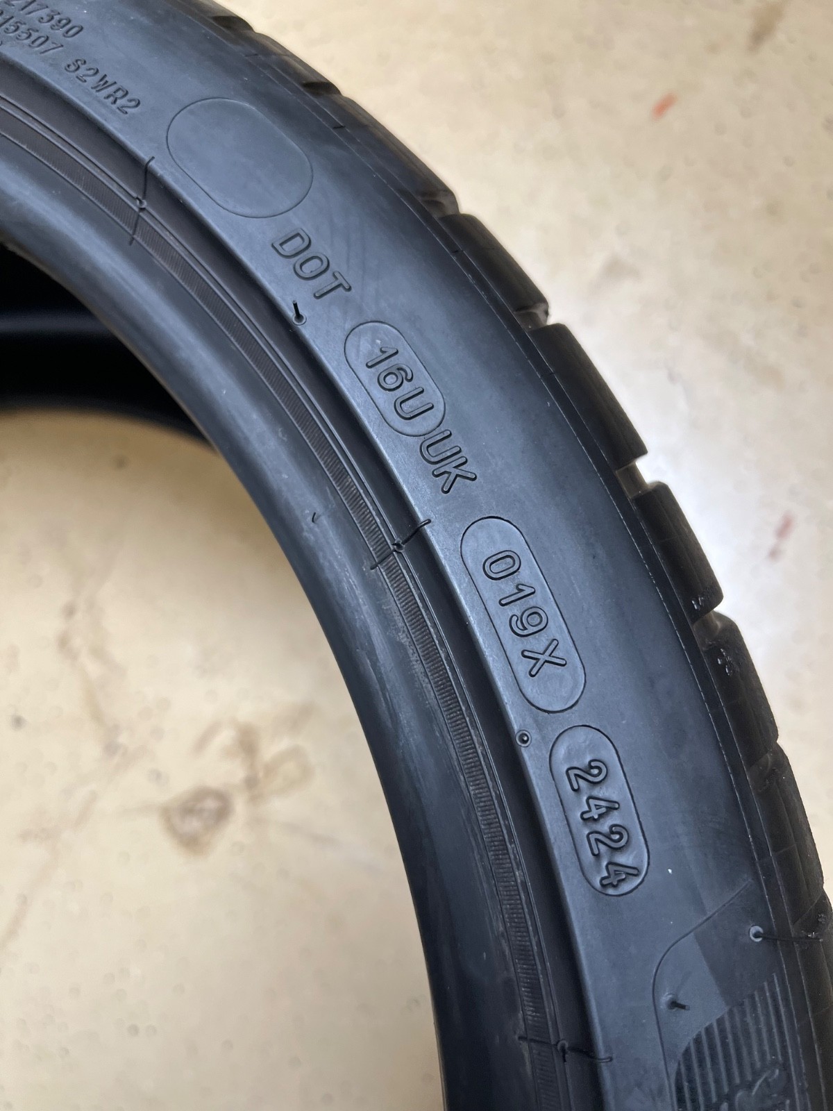 1 – NO REPAIRS 285/30ZR20 XL (99Y) Michelin Pilot Sport 4 S (*) BMW OEM – 7110
