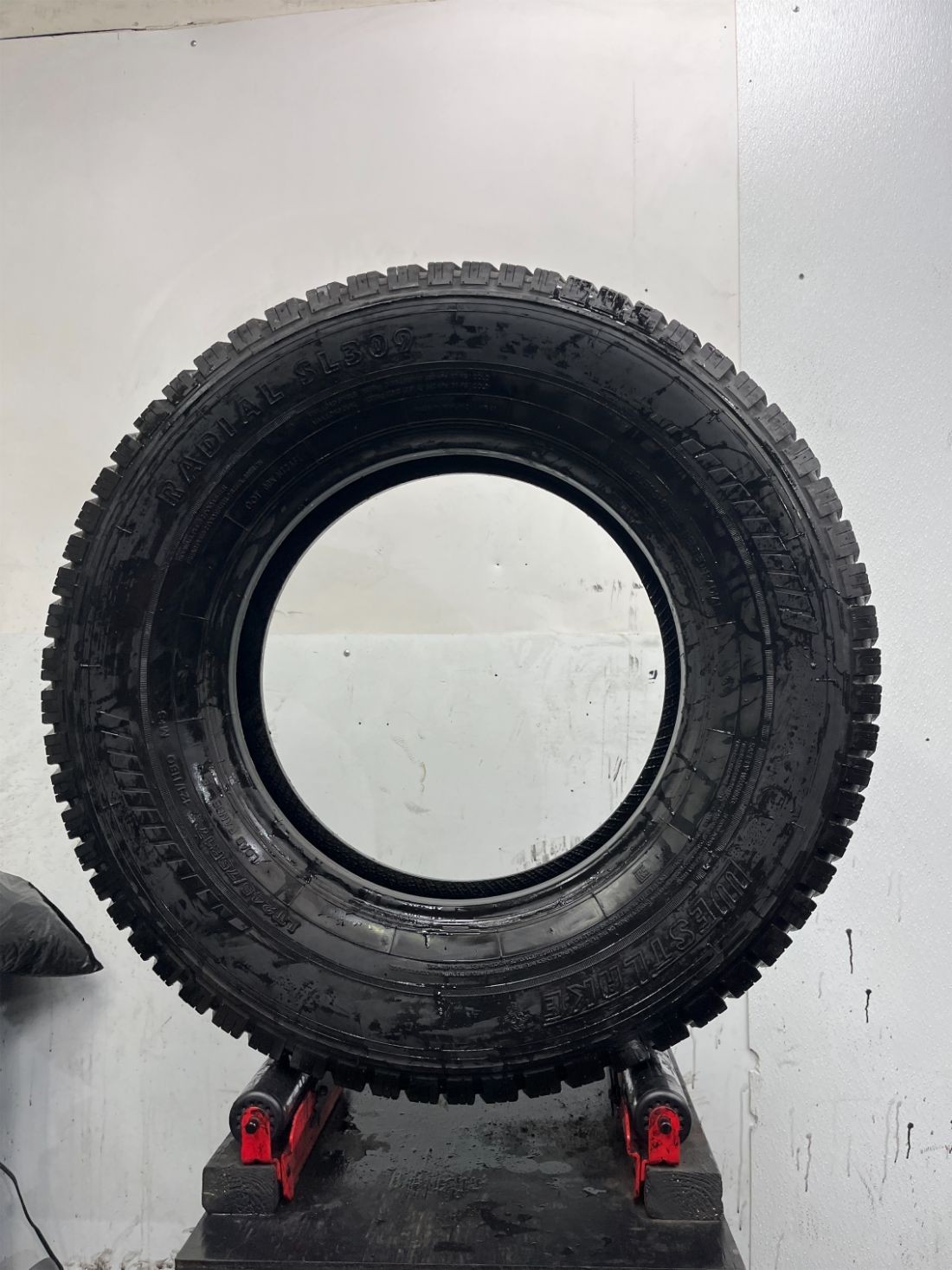 1 Used LT245/75R17 Westlake RADIAL SL309 118 Q – 10/32