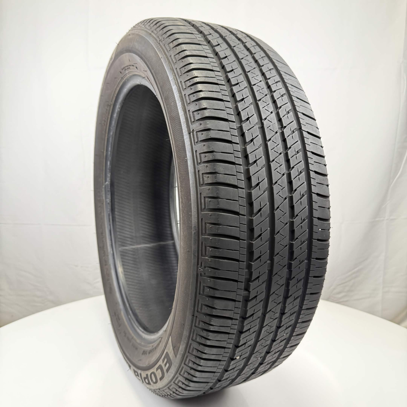 Used 225/55R19 Bridgestone Ecopia H/L 422 Plus 99H 7/32 (DOT 23)