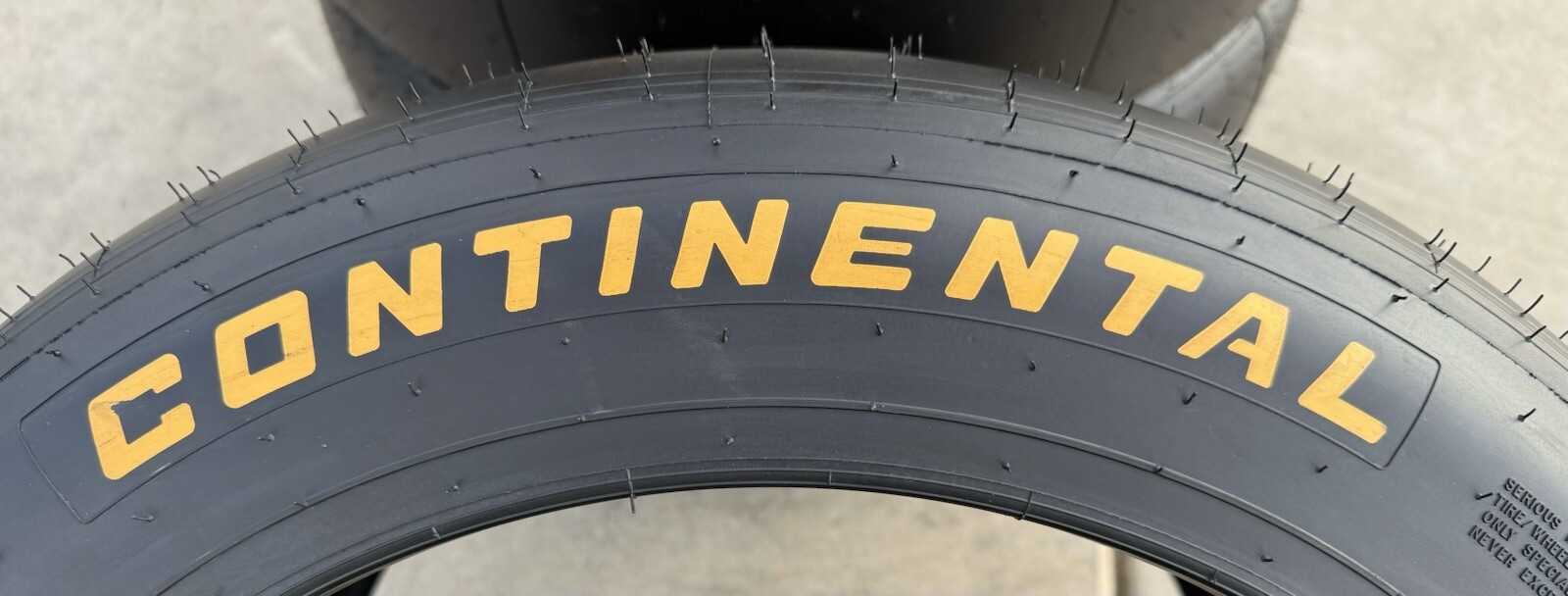 Set of TWO NEW 305/680R18 Continental ExtremeContact DR S1 Road Racing Slicks