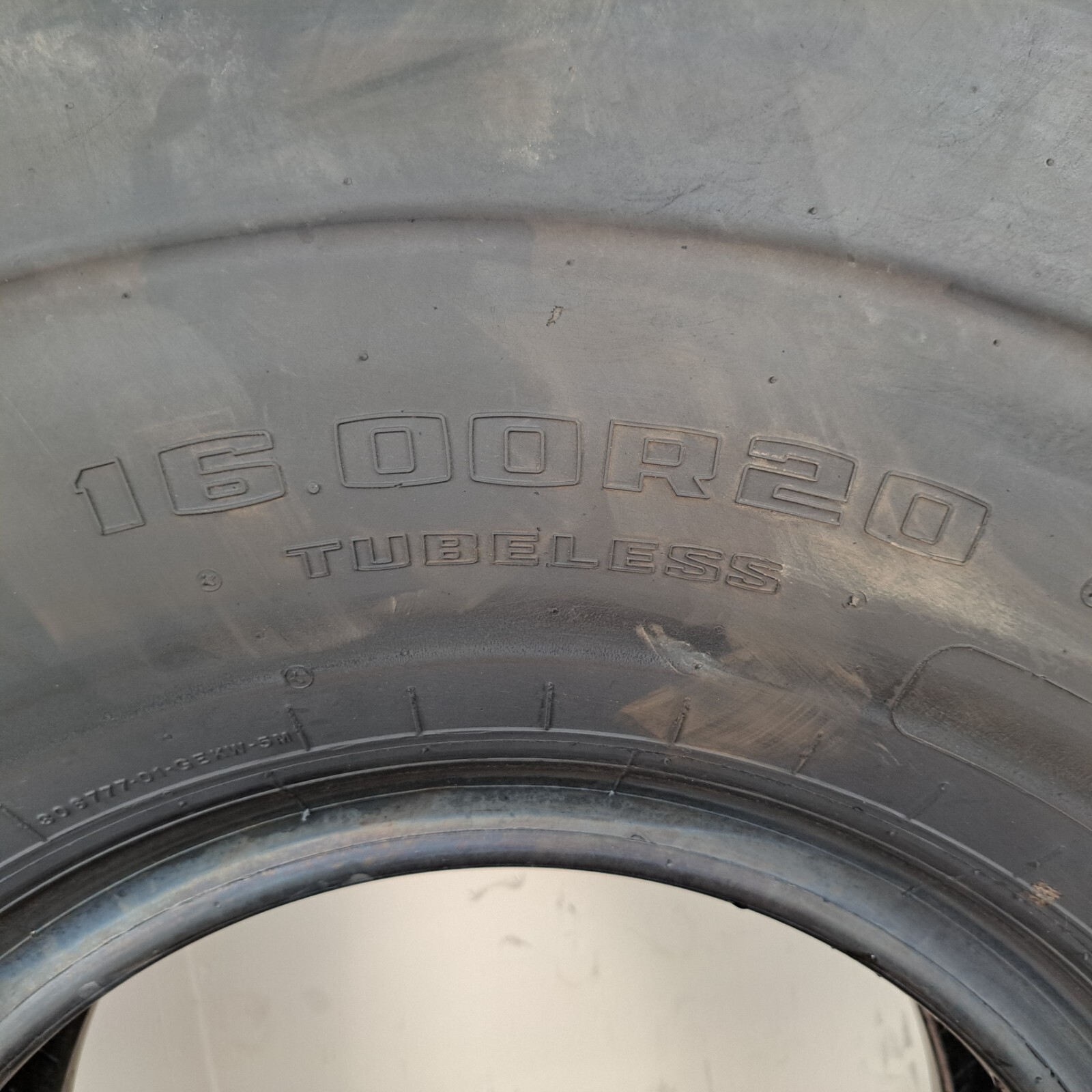 16.00R20 GoodYear AT/3A *Nice Used* 85%+ DOT 2016+